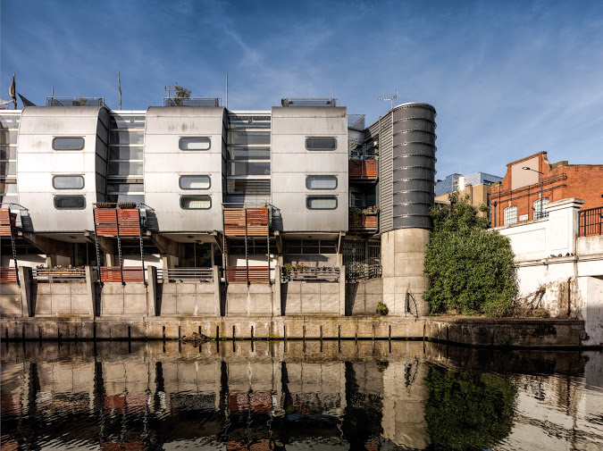 space pod-style houses on Grand Union Walk 