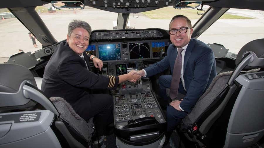 Alan Joyce with Qantas pilot