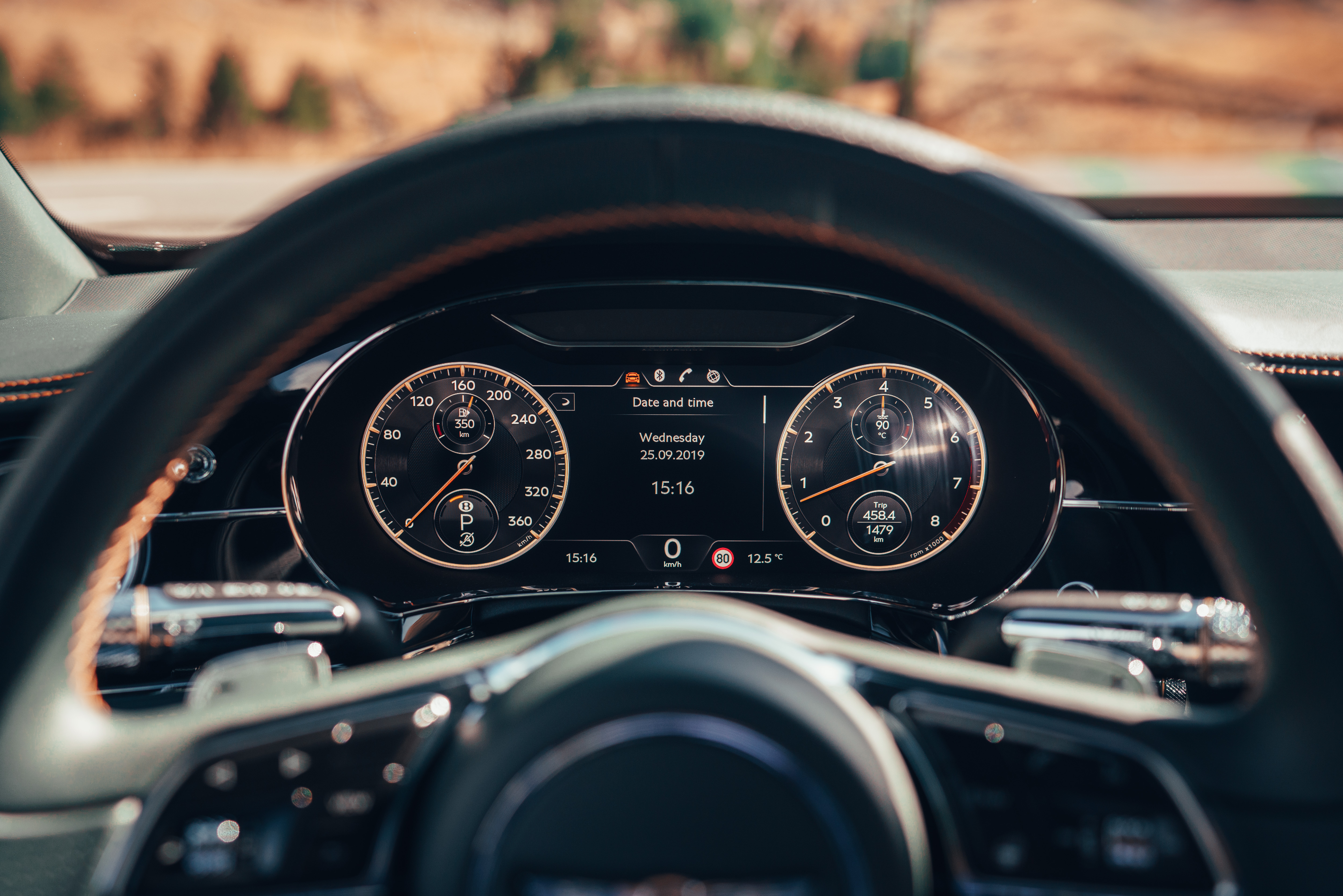 The main dials are twin screens