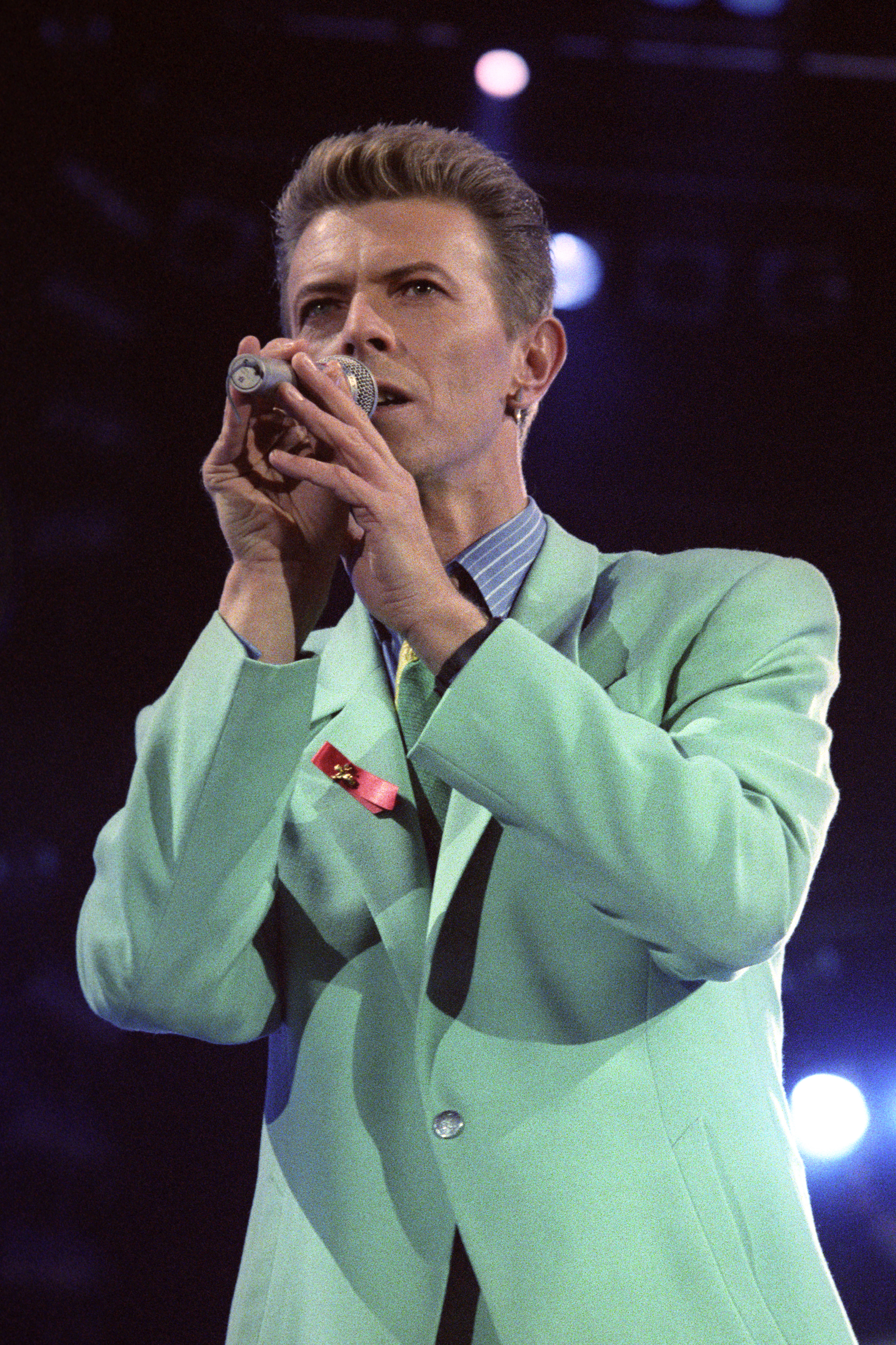 Bowie onstage in 1992