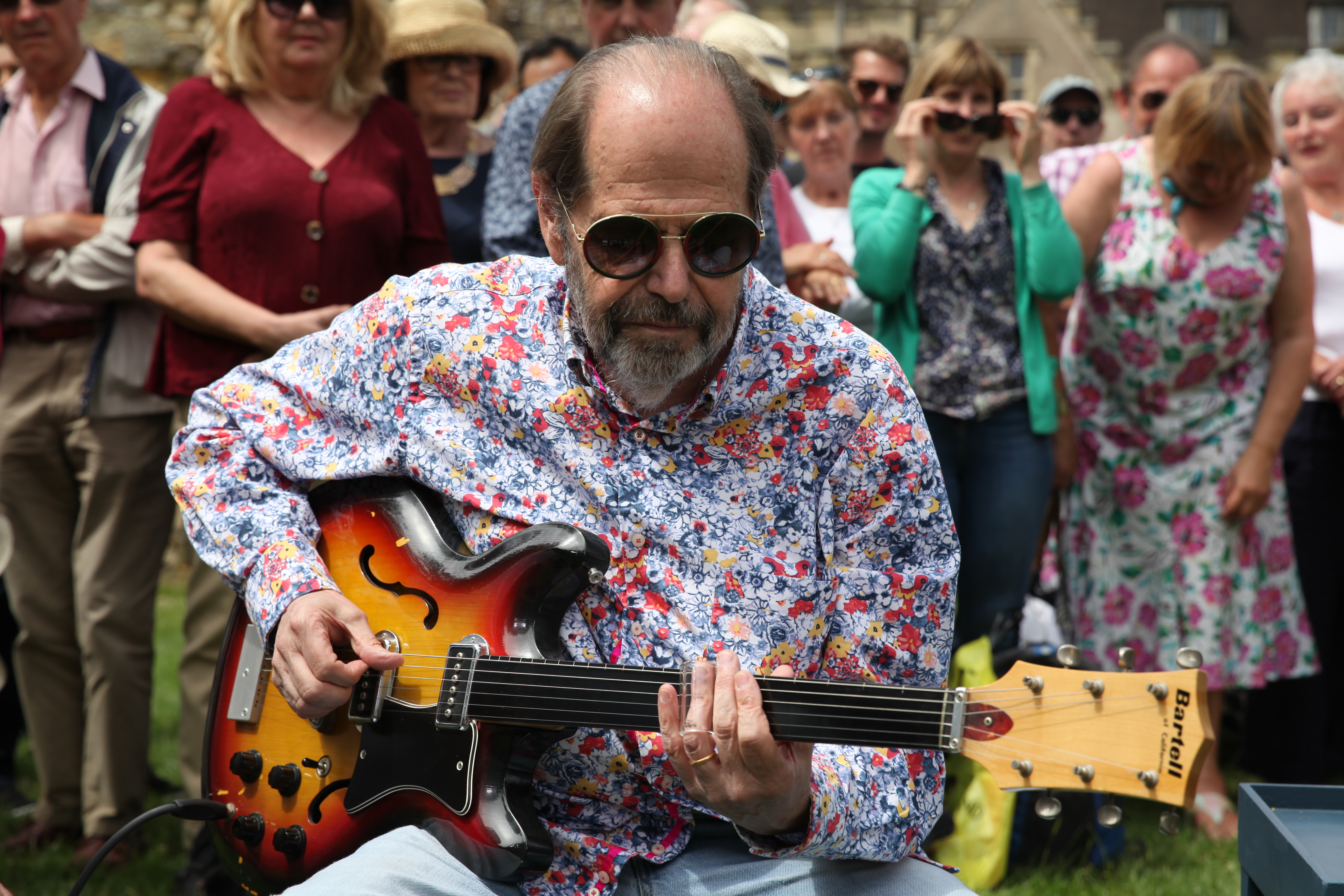 The guitar on Antiques Roadshow