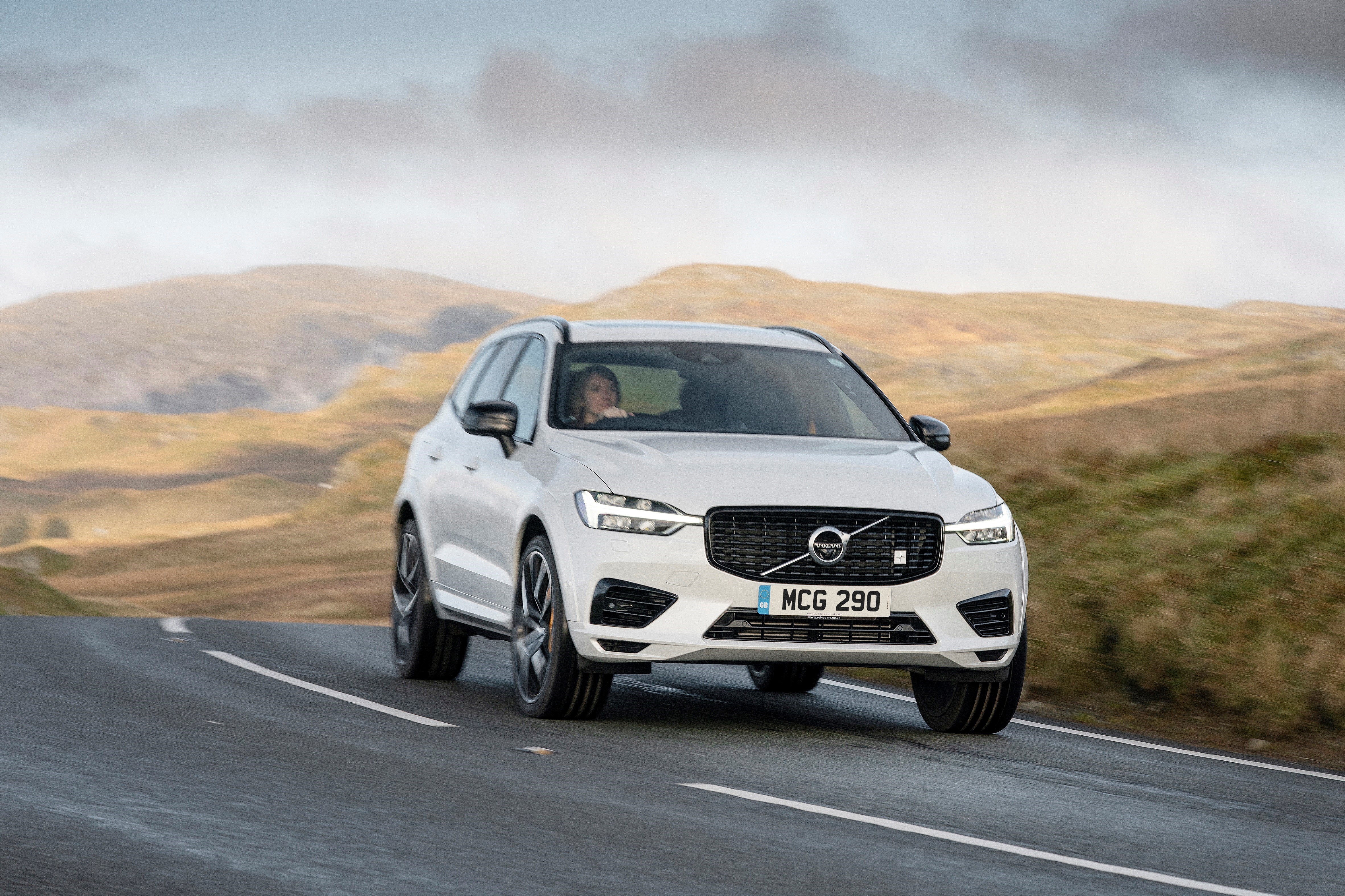 Volvo XC60 T8 Twin Engine dynamic front