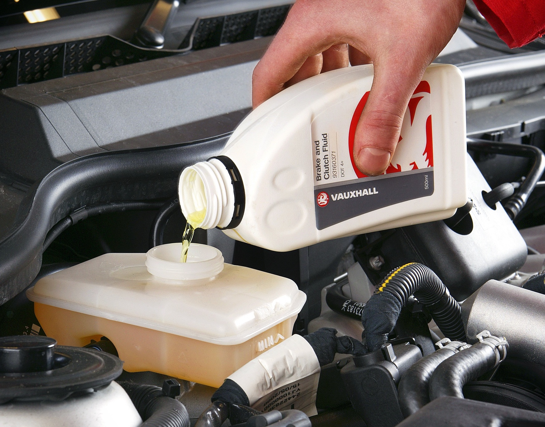 Masterfit brake fluid top up