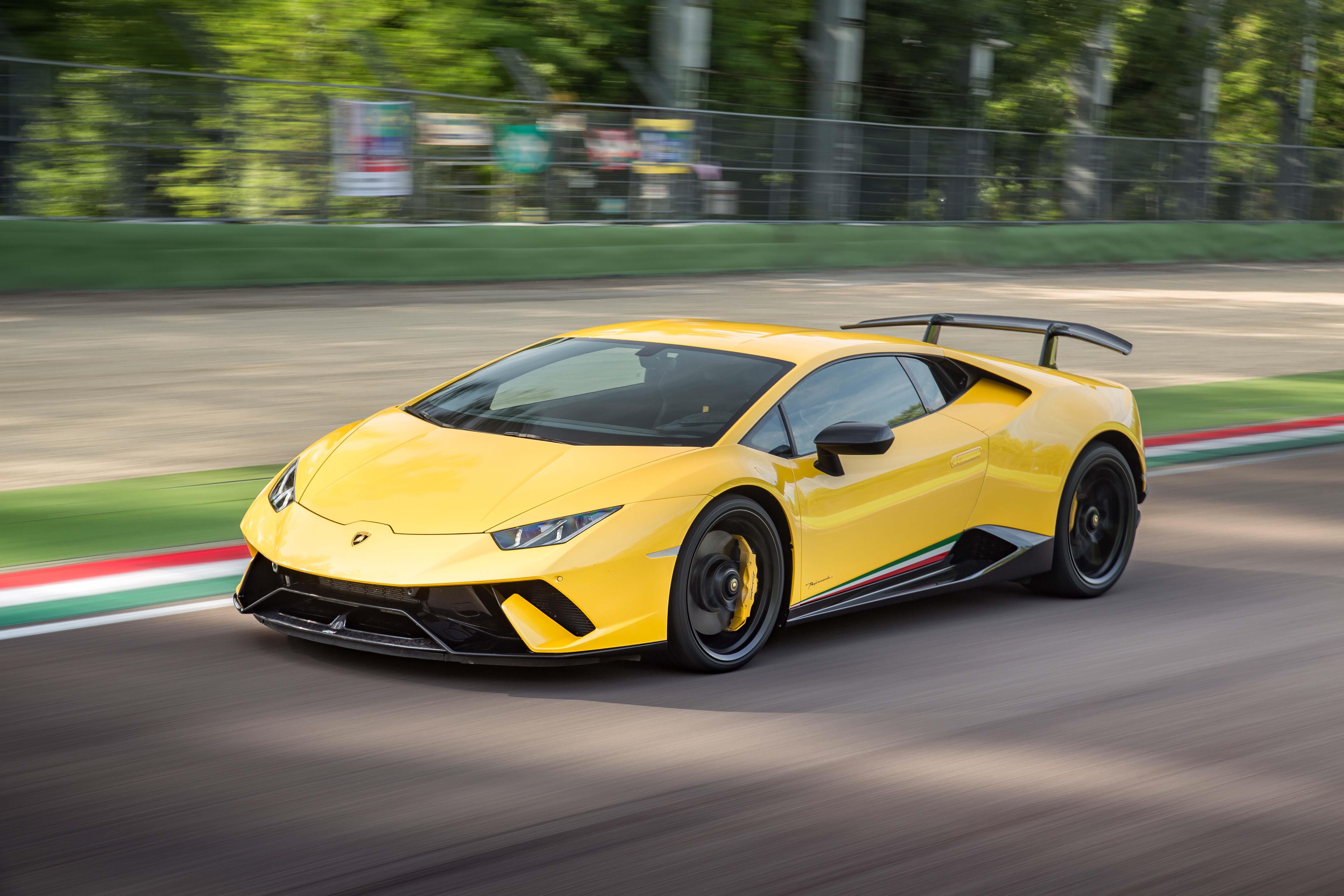 Huracan Performante 