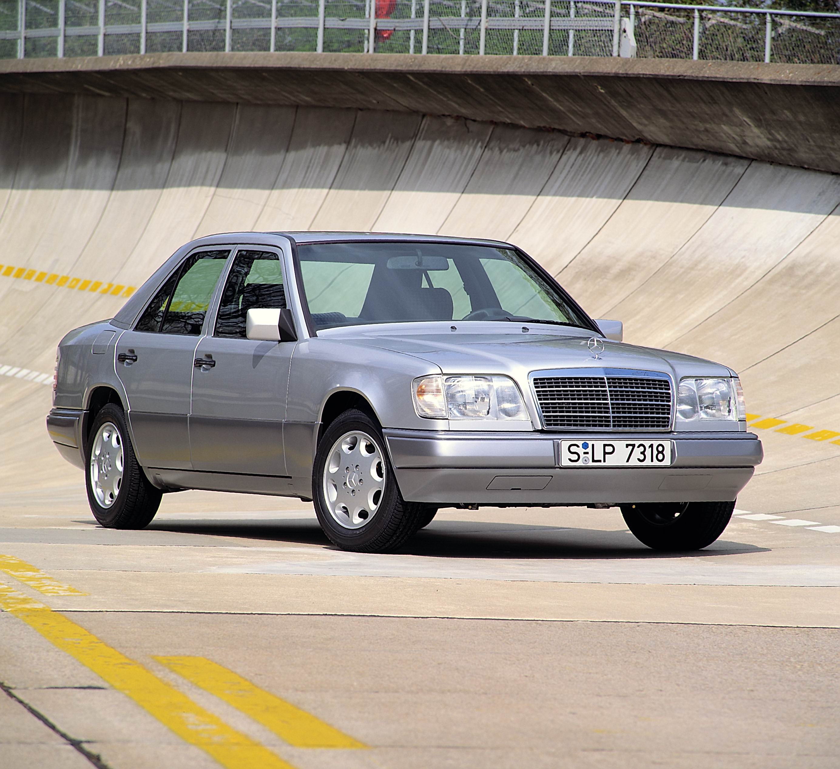 Mercedes W124