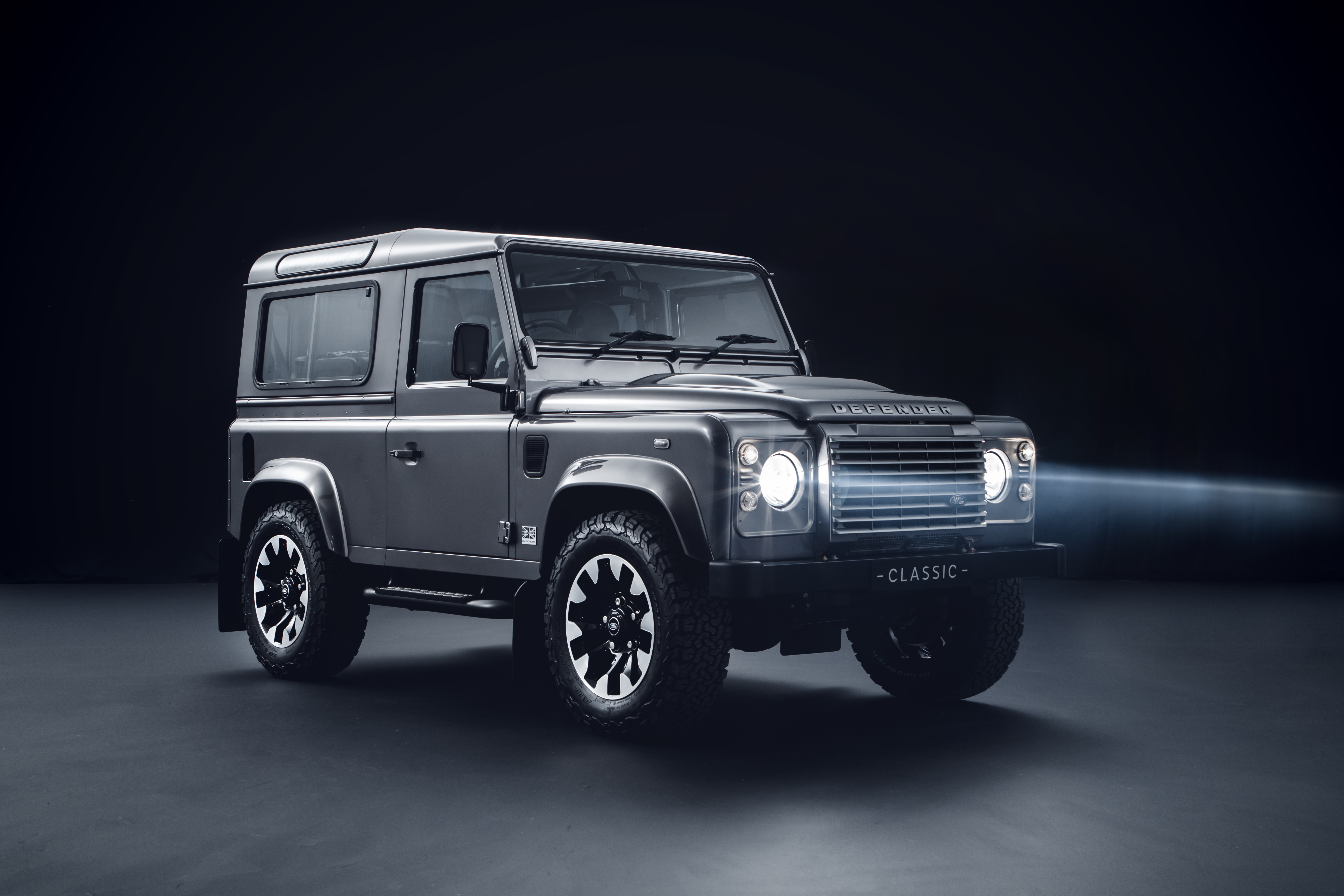 Land Rover Defender