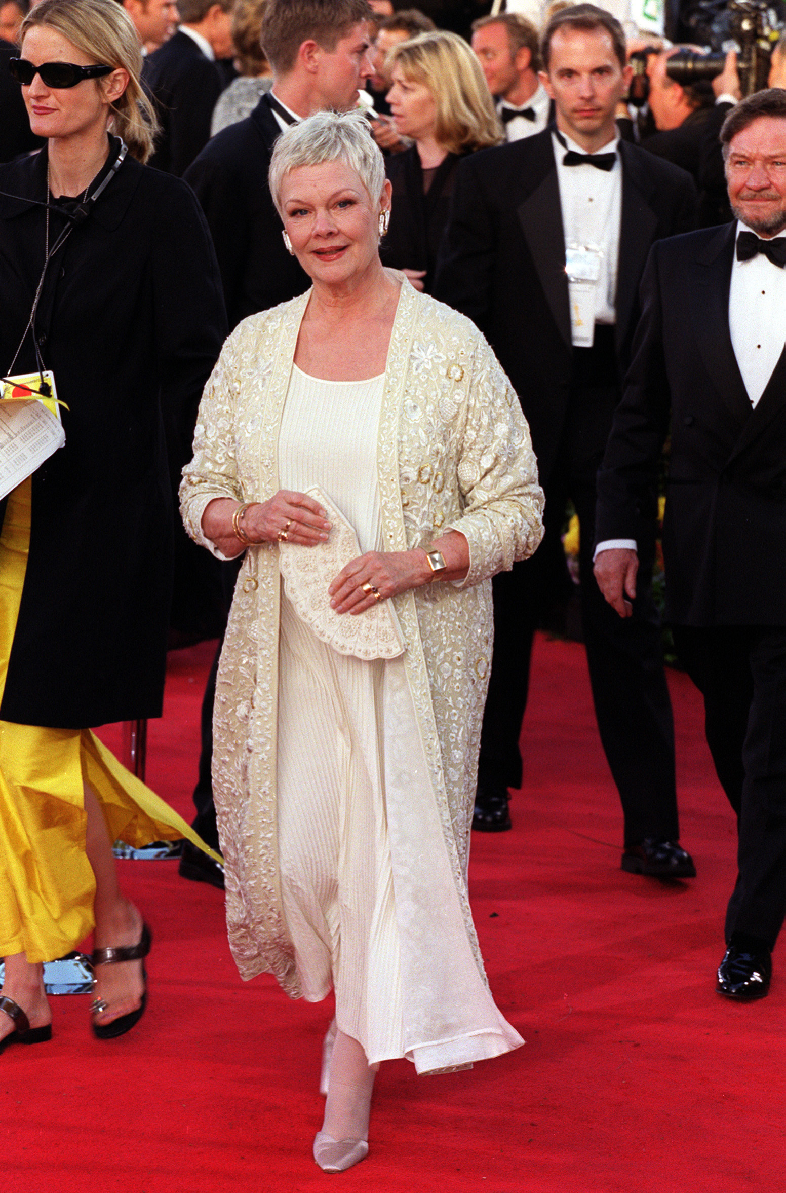 Judi Dench at the 1999 Oscars