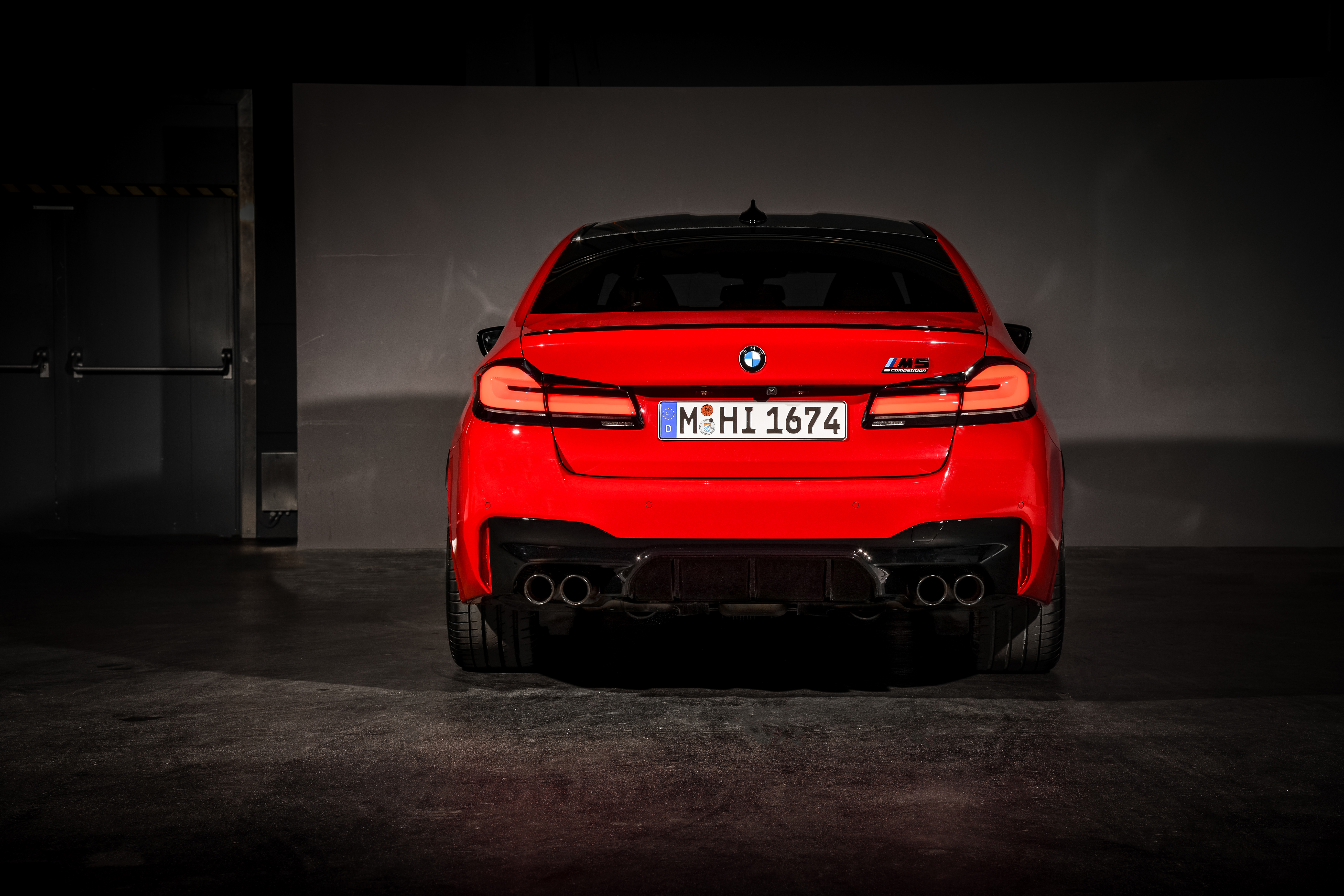 BMW M5 rear