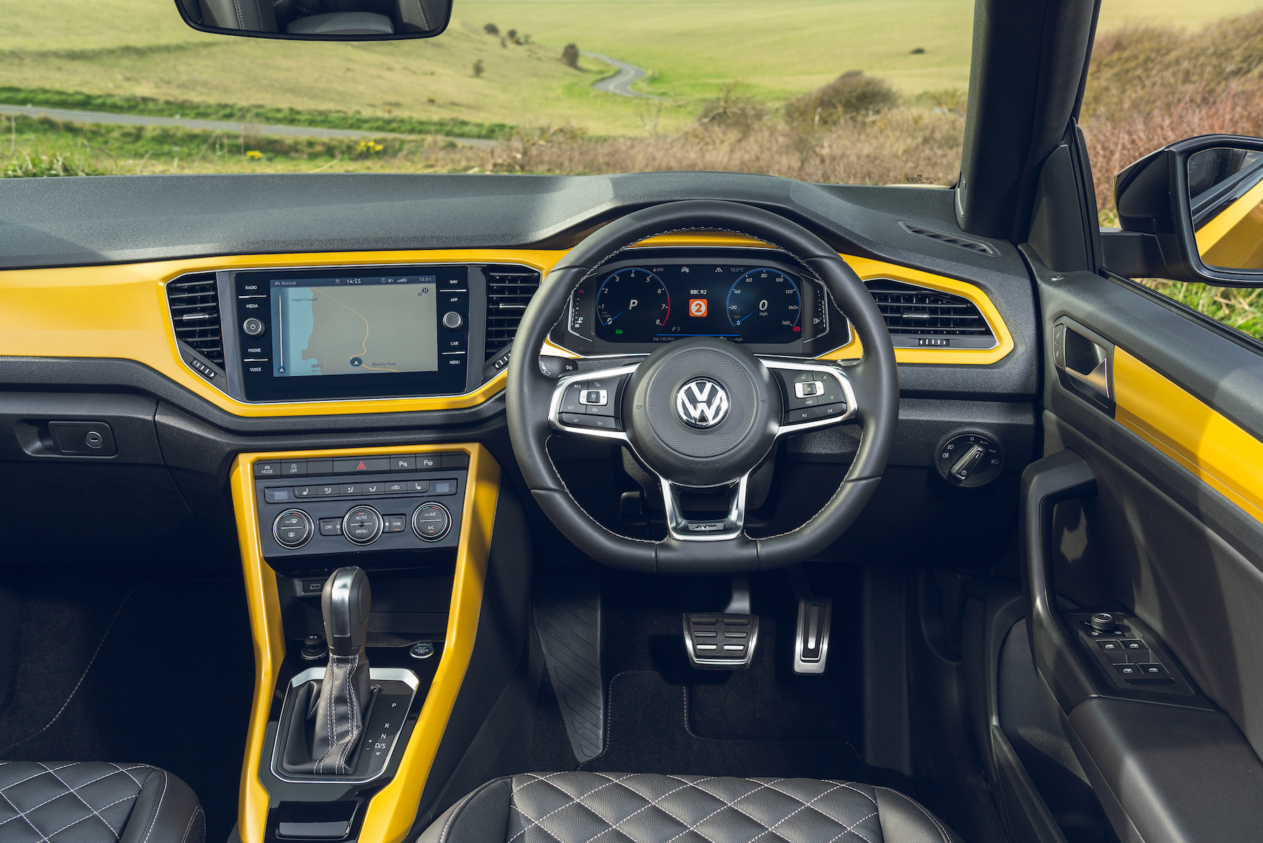 T-Roc Cabriolet interior