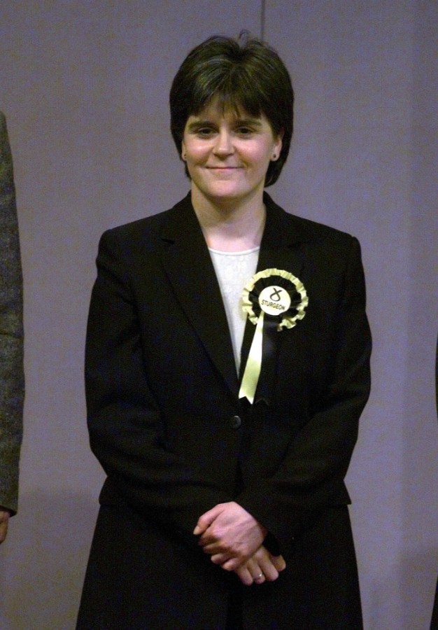 Nicola Sturgeon at election count in 1999