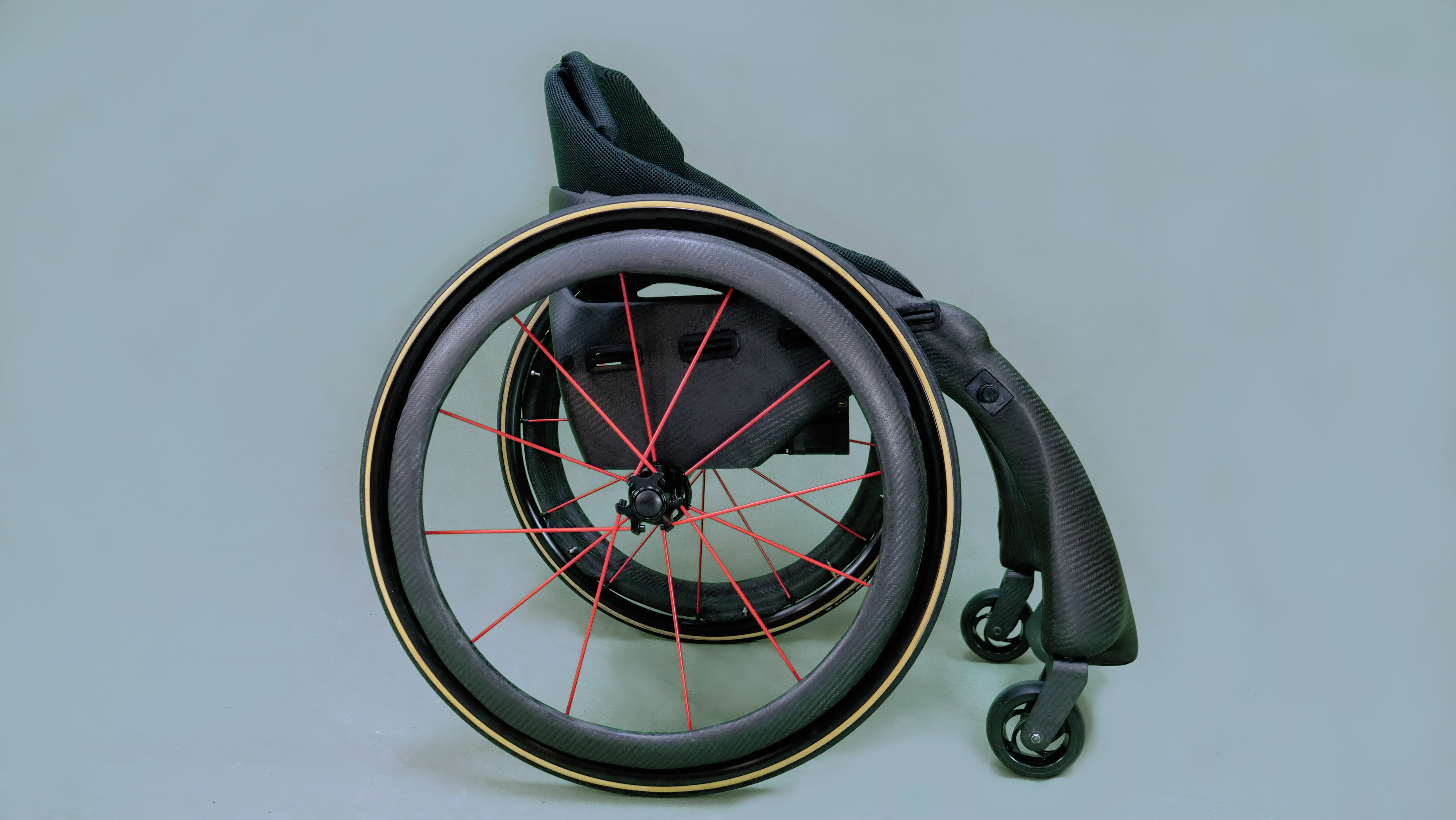 Phoenix Instinct's Phoenix i wheelchair