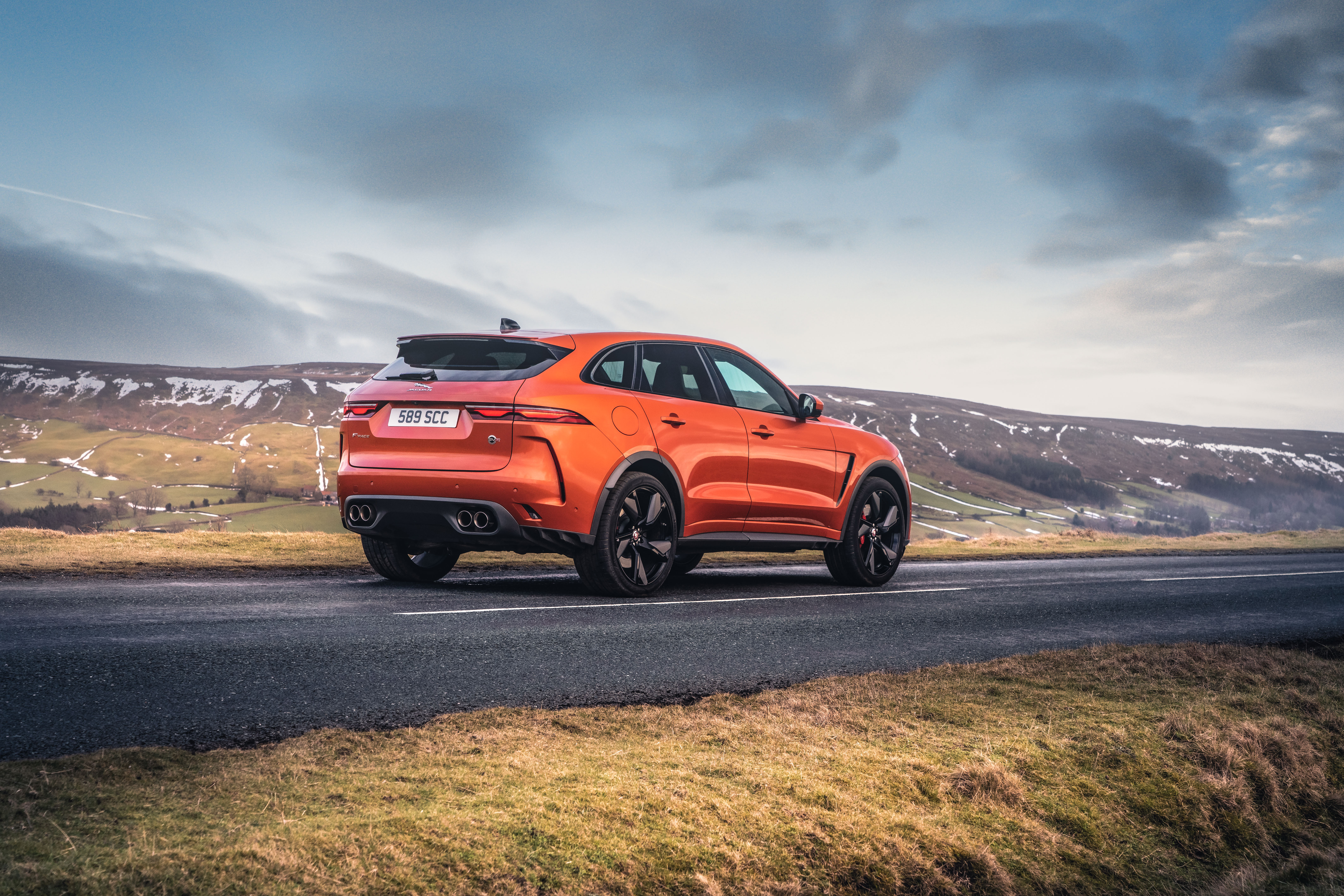 Jaguar F-Pace SVR