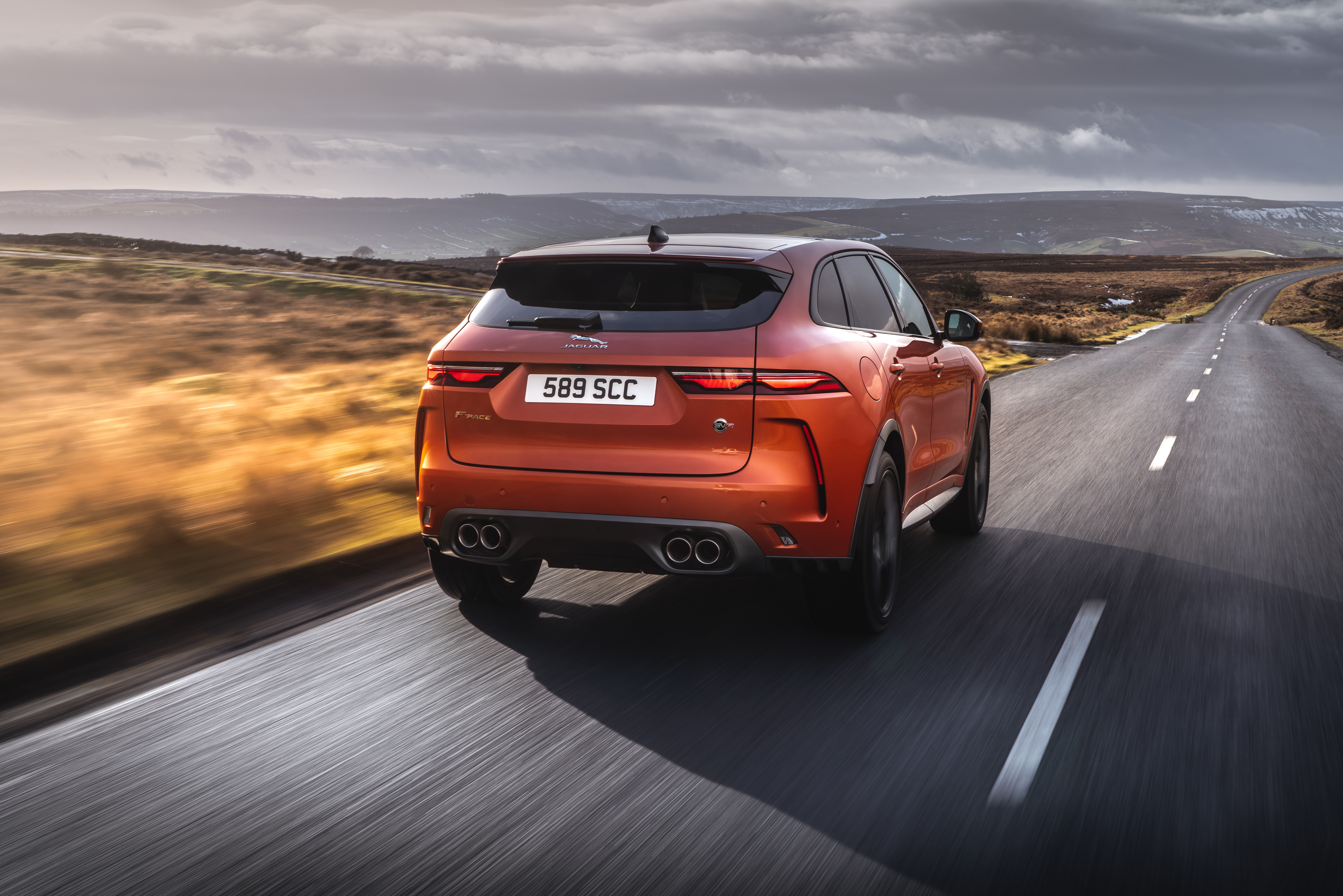 Jaguar F-Pace SVR