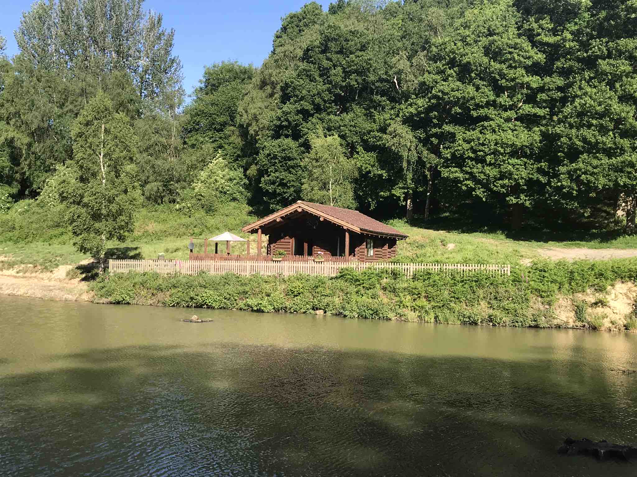 Tradtional Log Cabin Airbnb