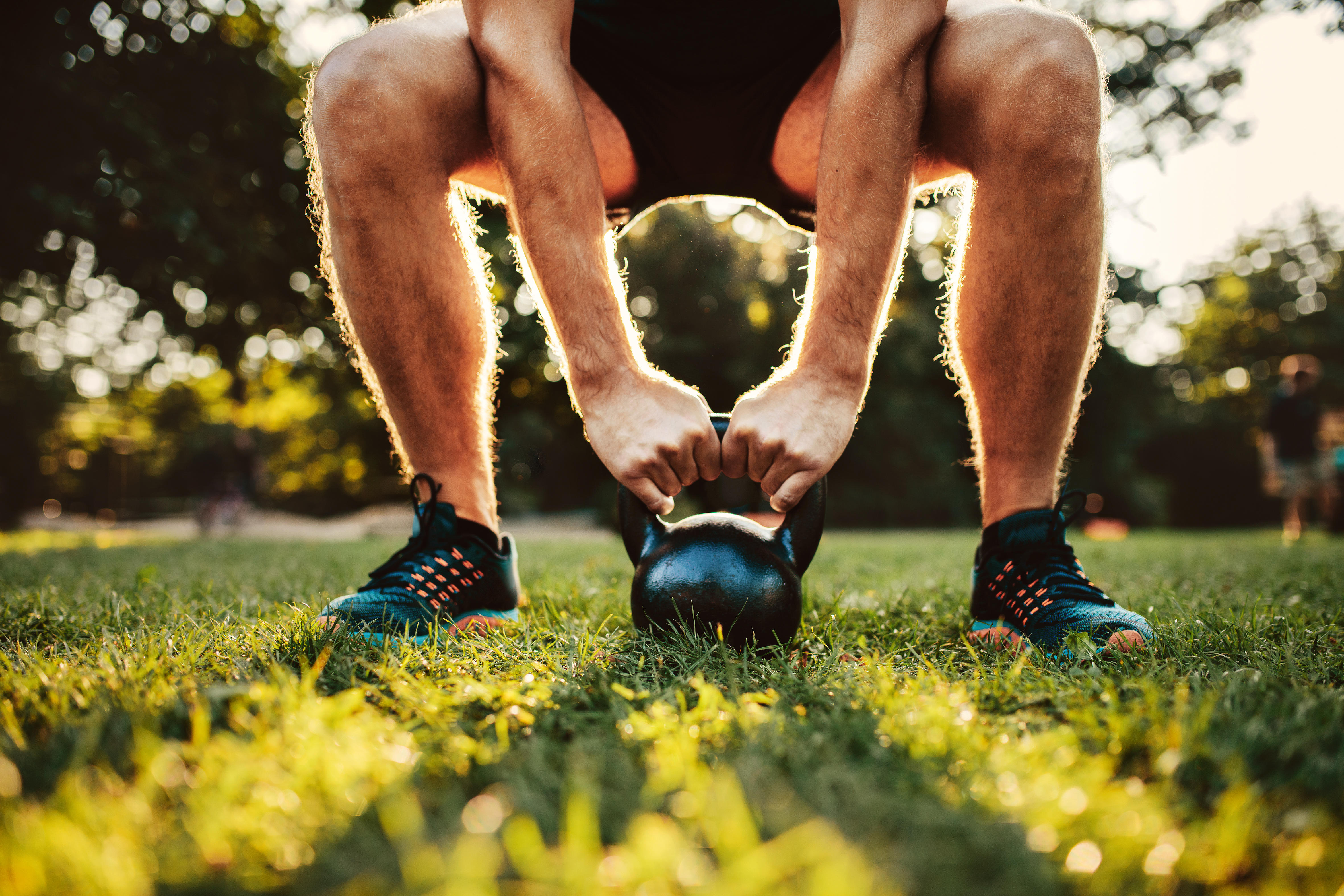 Tips For Exercising If You’re Fasting During Ramadan 3 Man working out in park