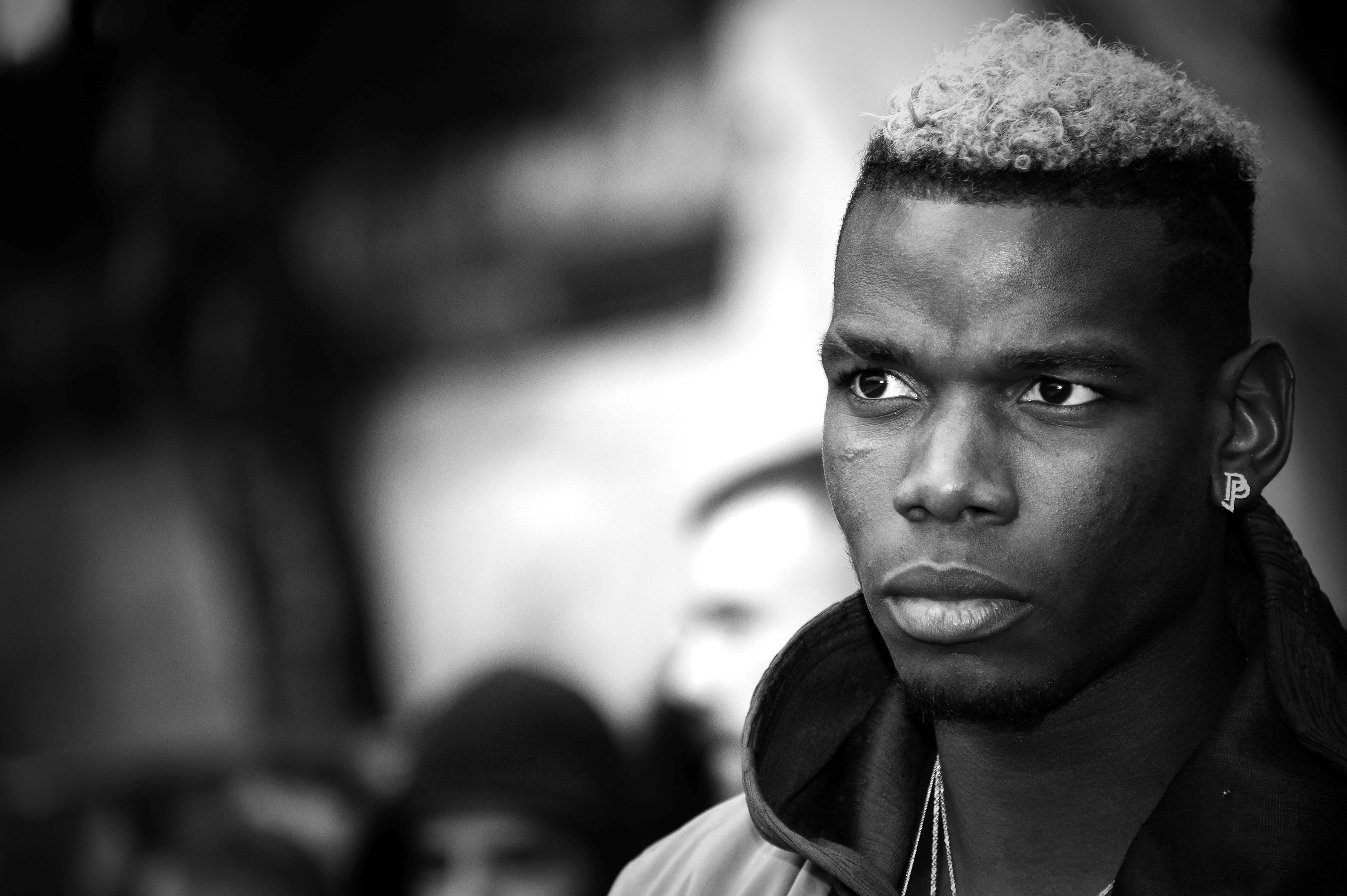 Manchester United midfielder Paul Pogba will feature in a documentary series on Amazon Prime 
