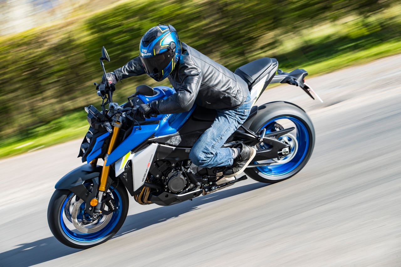 2021 Suzuki GSXS1000 revealed with a new look and more powerful engine