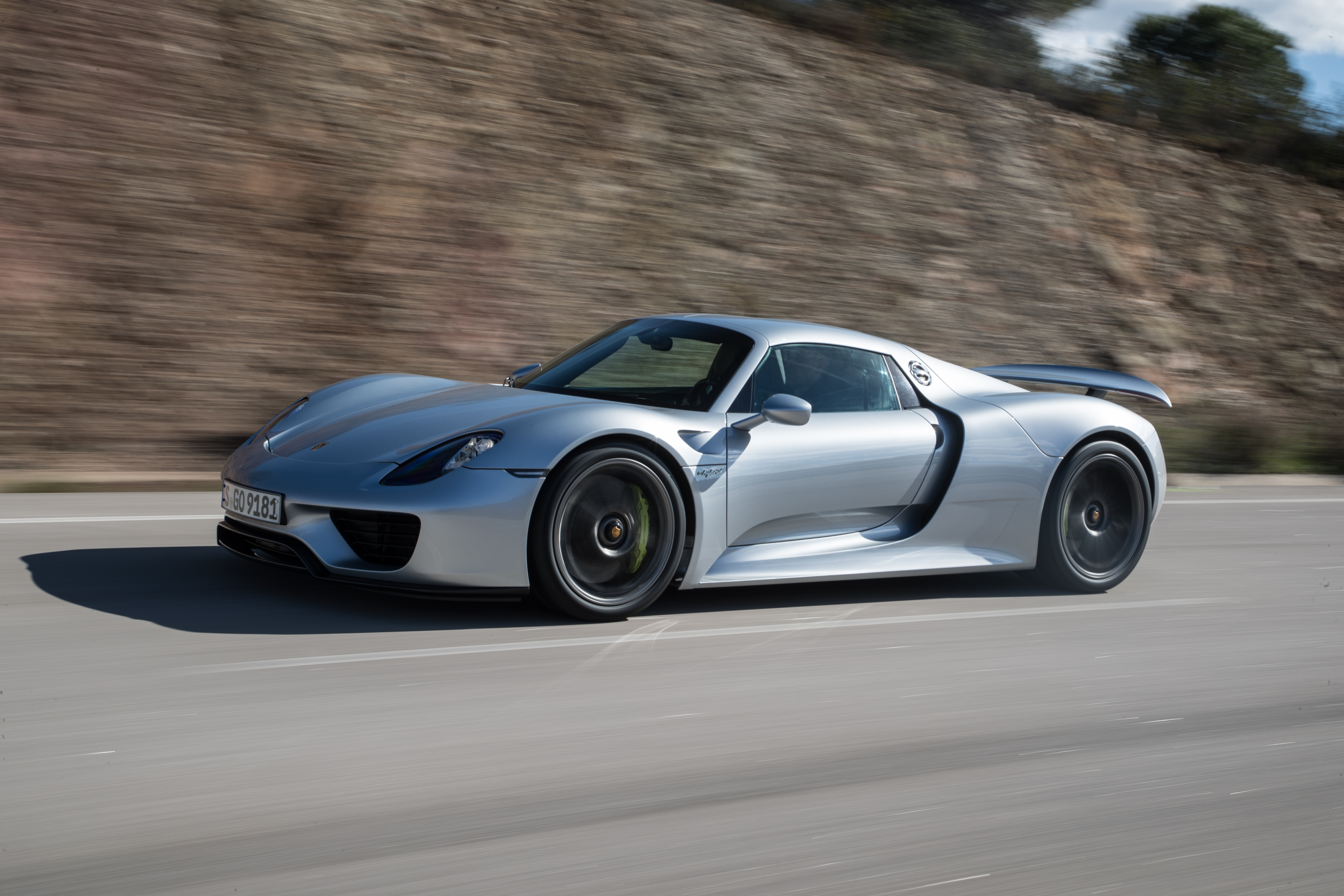 Porsche 918