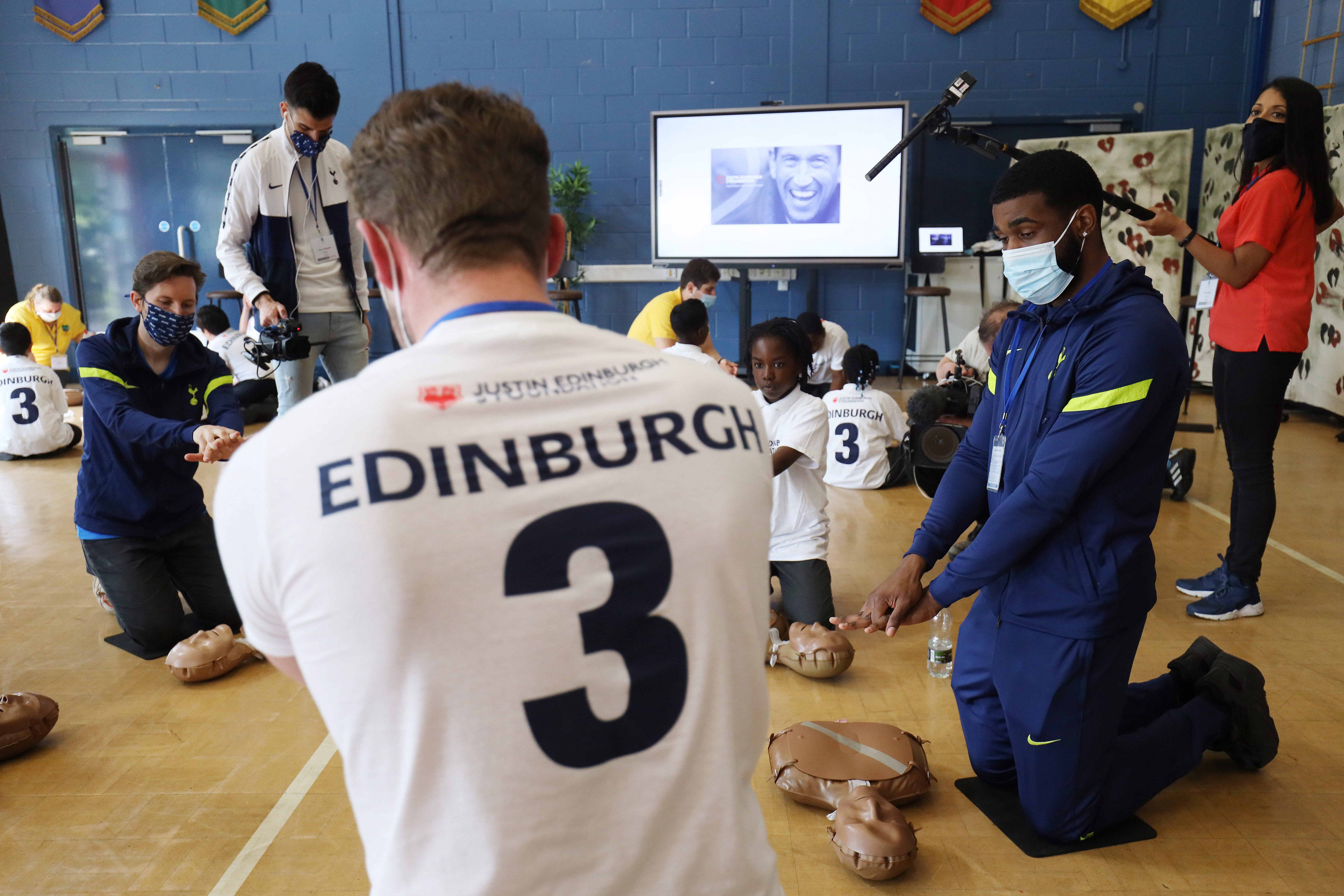 Japhet Tanganga has having CPR lessons, hosted by JE3 Foundation, set-up in memory of Justin Edinburgh, at Riverley Primary School 
