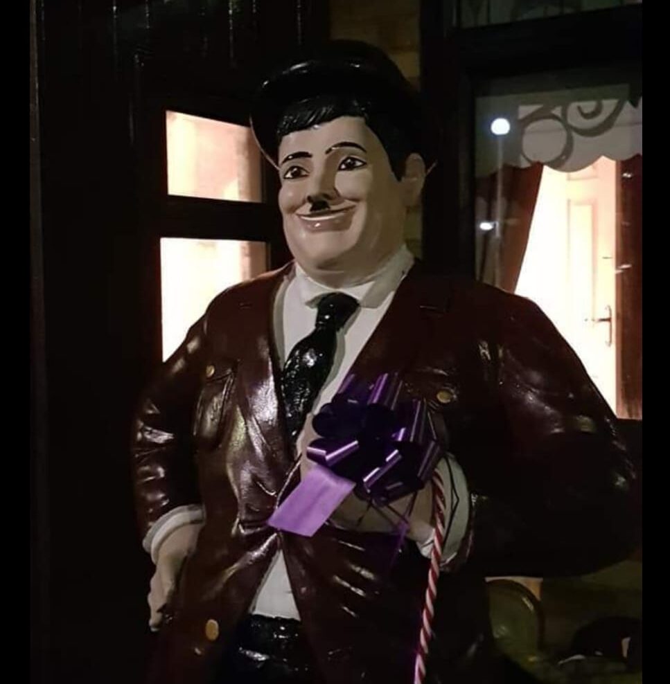 Oliver Hardy figure which has been stolen