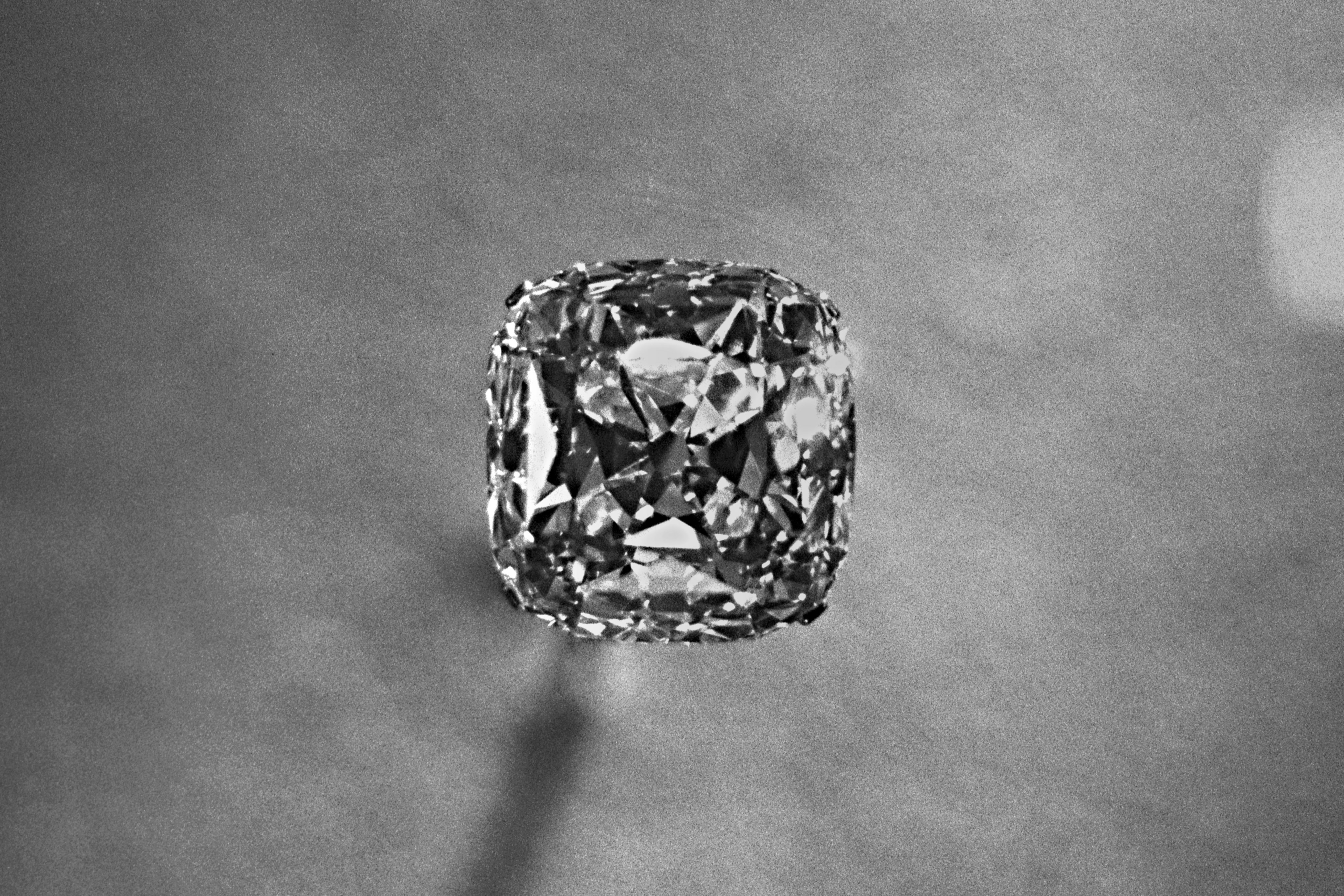 The Tiffany Diamond on display in London in 1986 