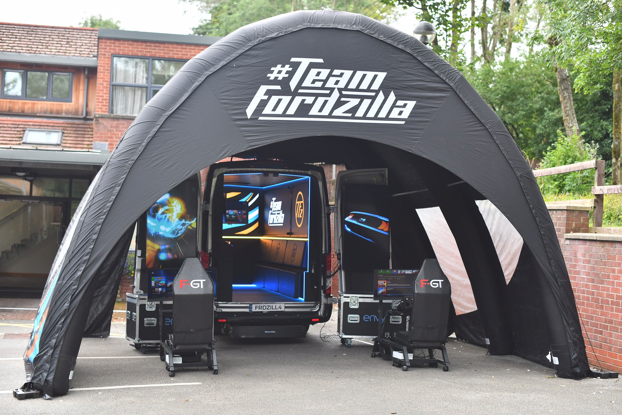 Ford Gaming Transit