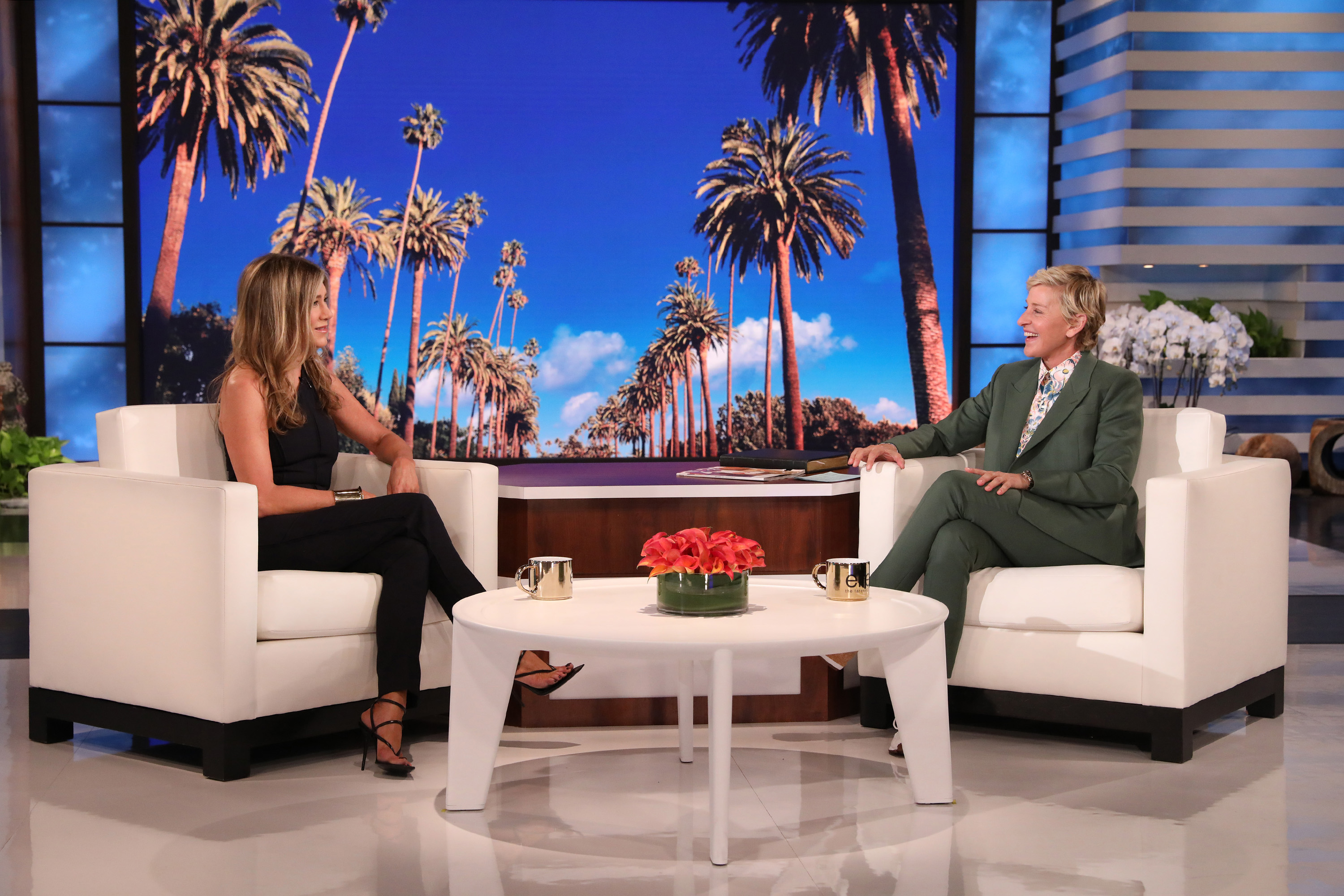 Emotional Jennifer Aniston helps launch final season of The Ellen ...