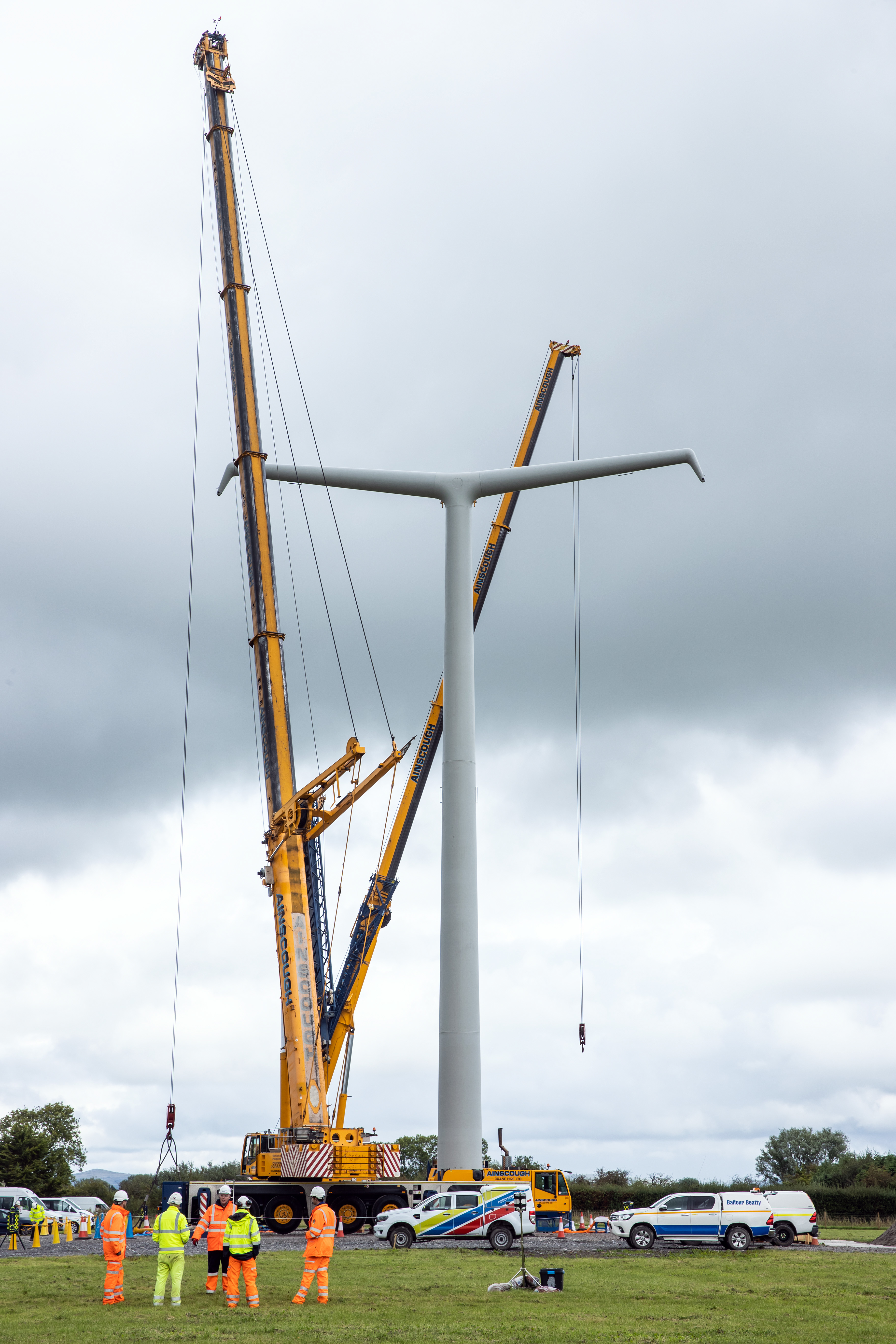 It takes five days to erect the new T pylon (National Grid/PA)