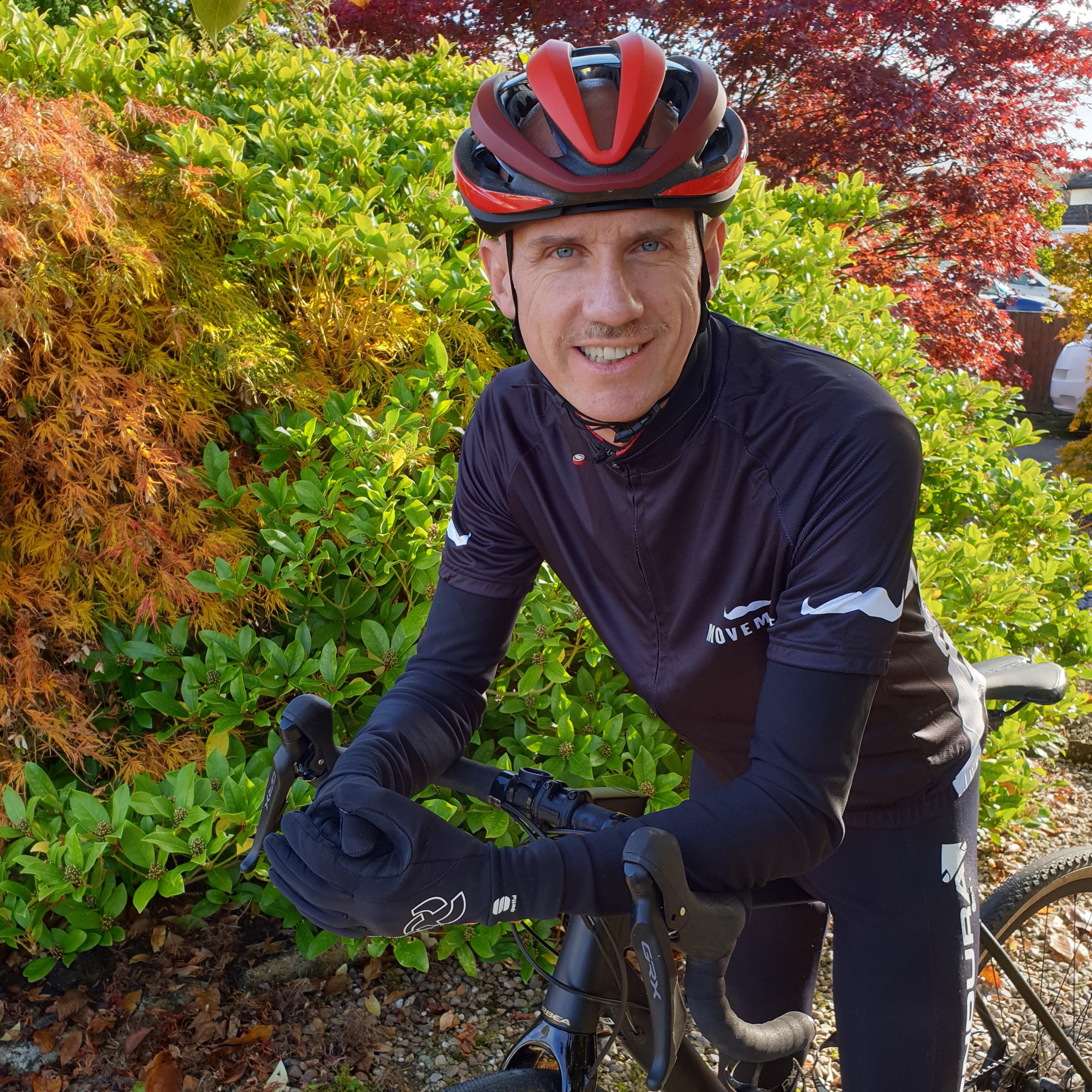 Anthony Hoyte, known as the 'Pedalling Picasso, pictured on his bike (Anthony Hoyte)