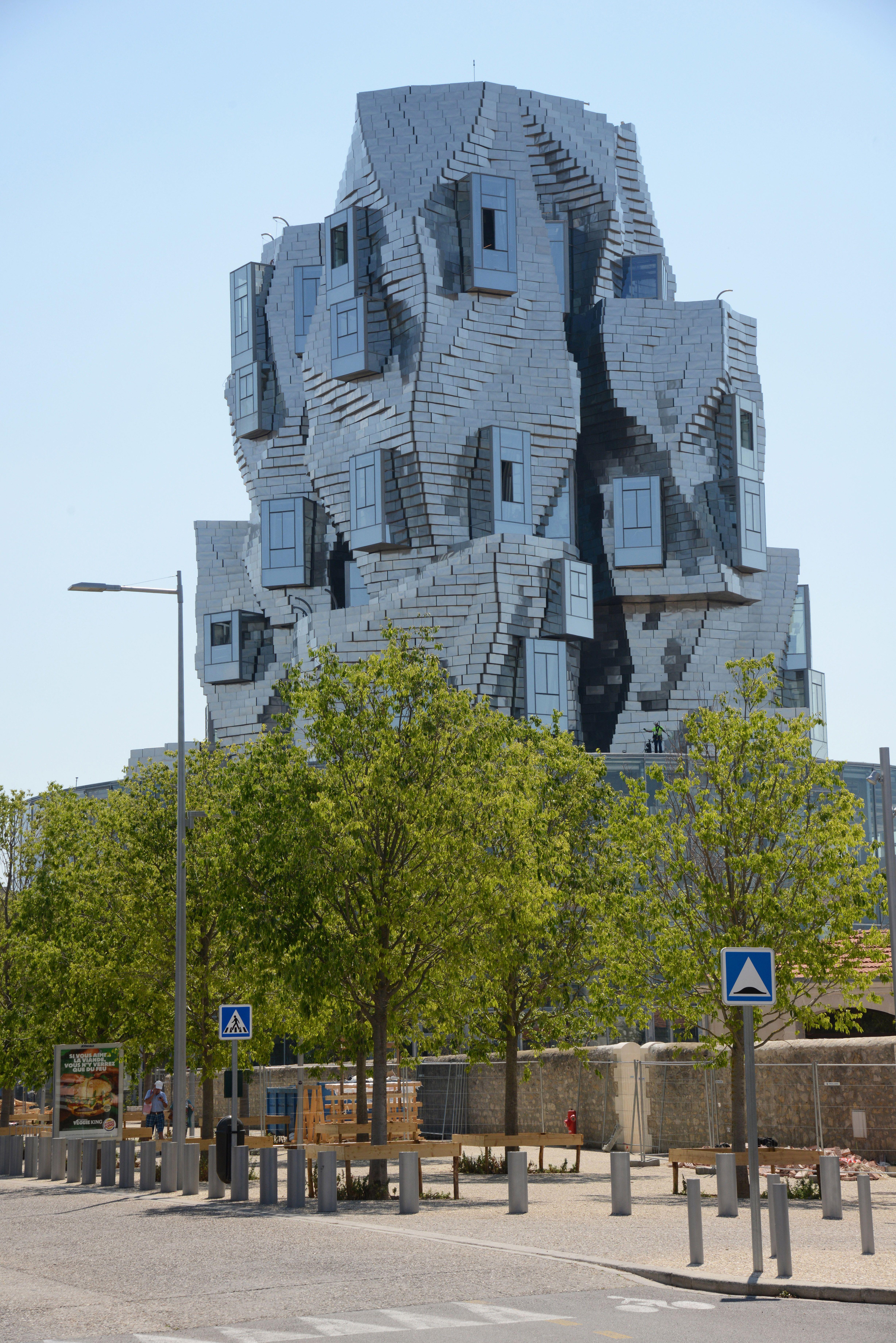 France. Bouches-du-Rhone (13). Arles. The new buiding of the Luma fondation, made by the architect Frank Gehry, is overlooking the Parc des Ateliers,