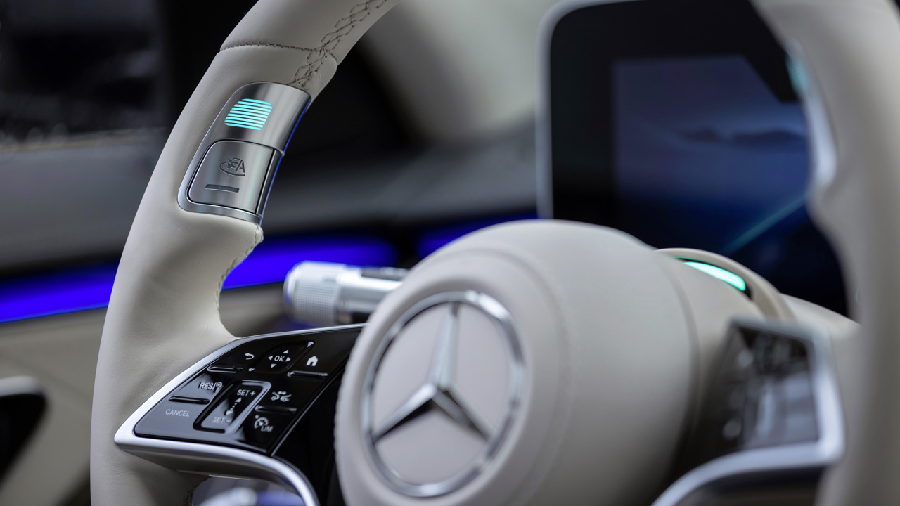 Mercedes-Benz Level 3 driving