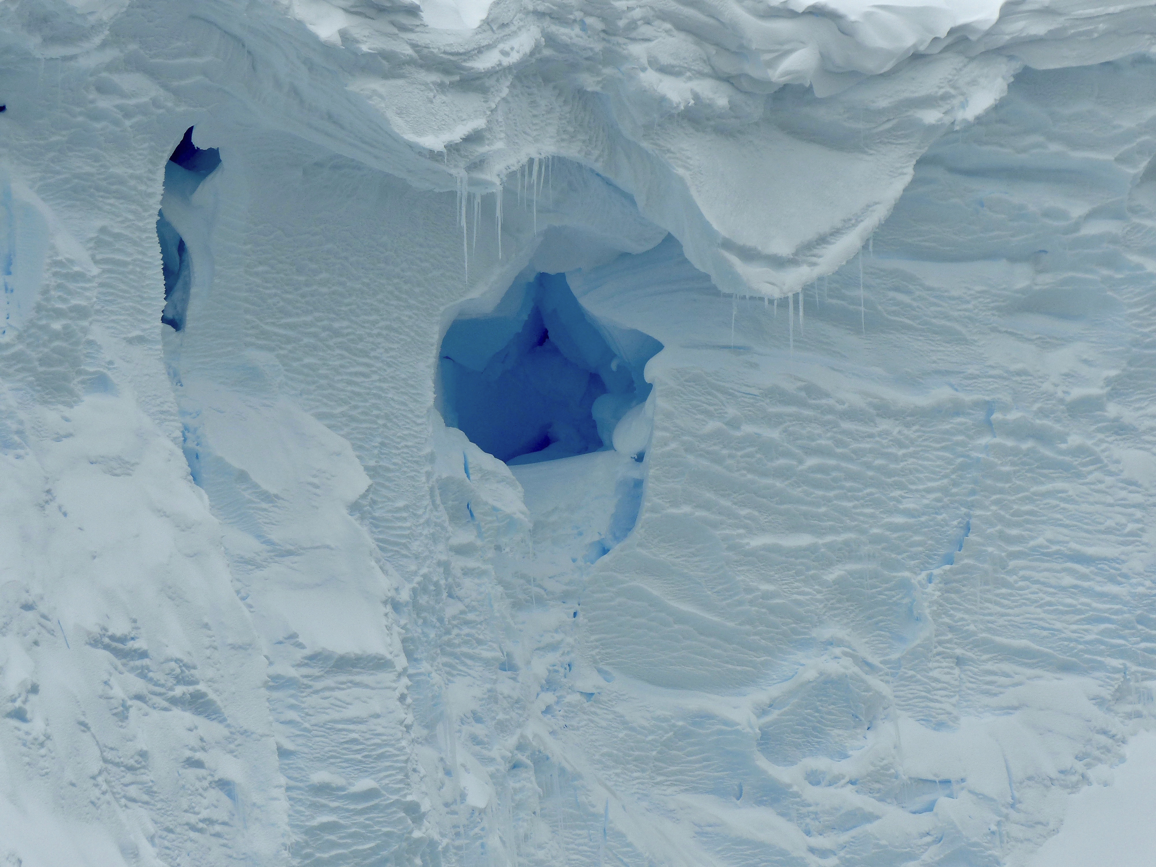 A 2019 photo showing a hole in the Thwaites glacier