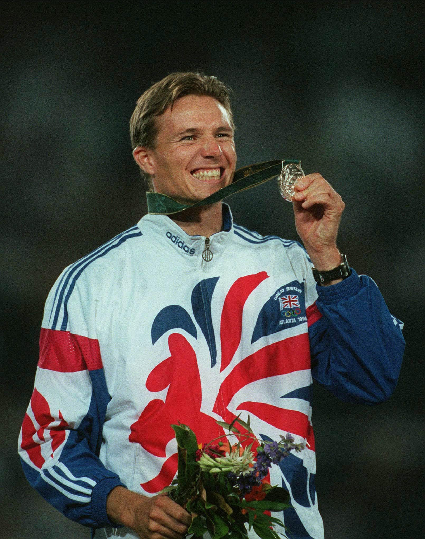 Roger Black with a silver medal at the Atlanta 1996 Olympics