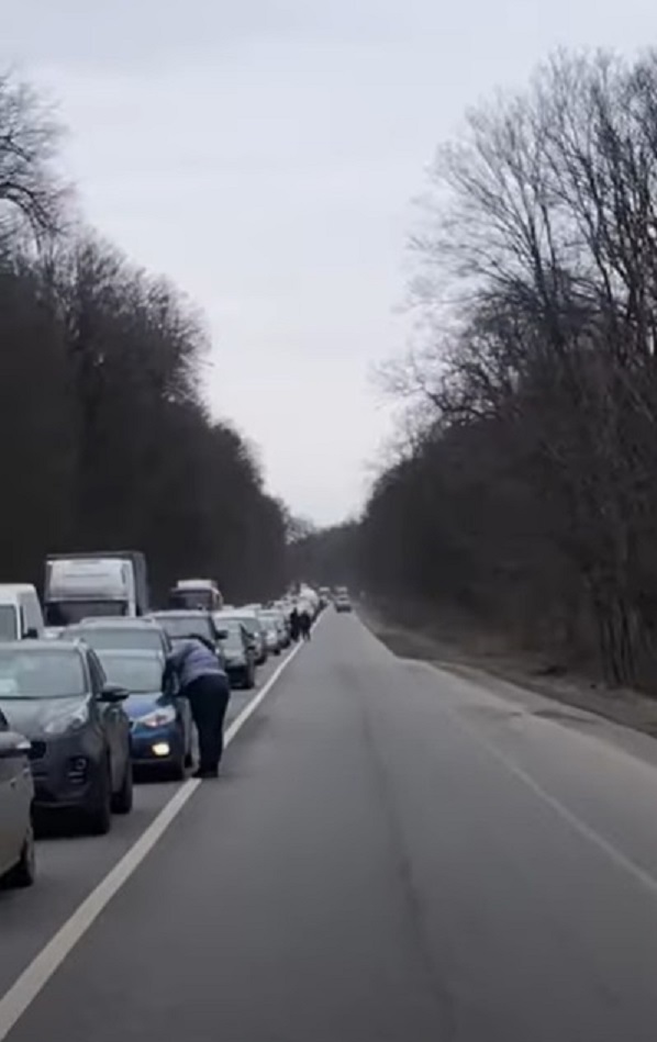 Road gridlock in Ukraine
