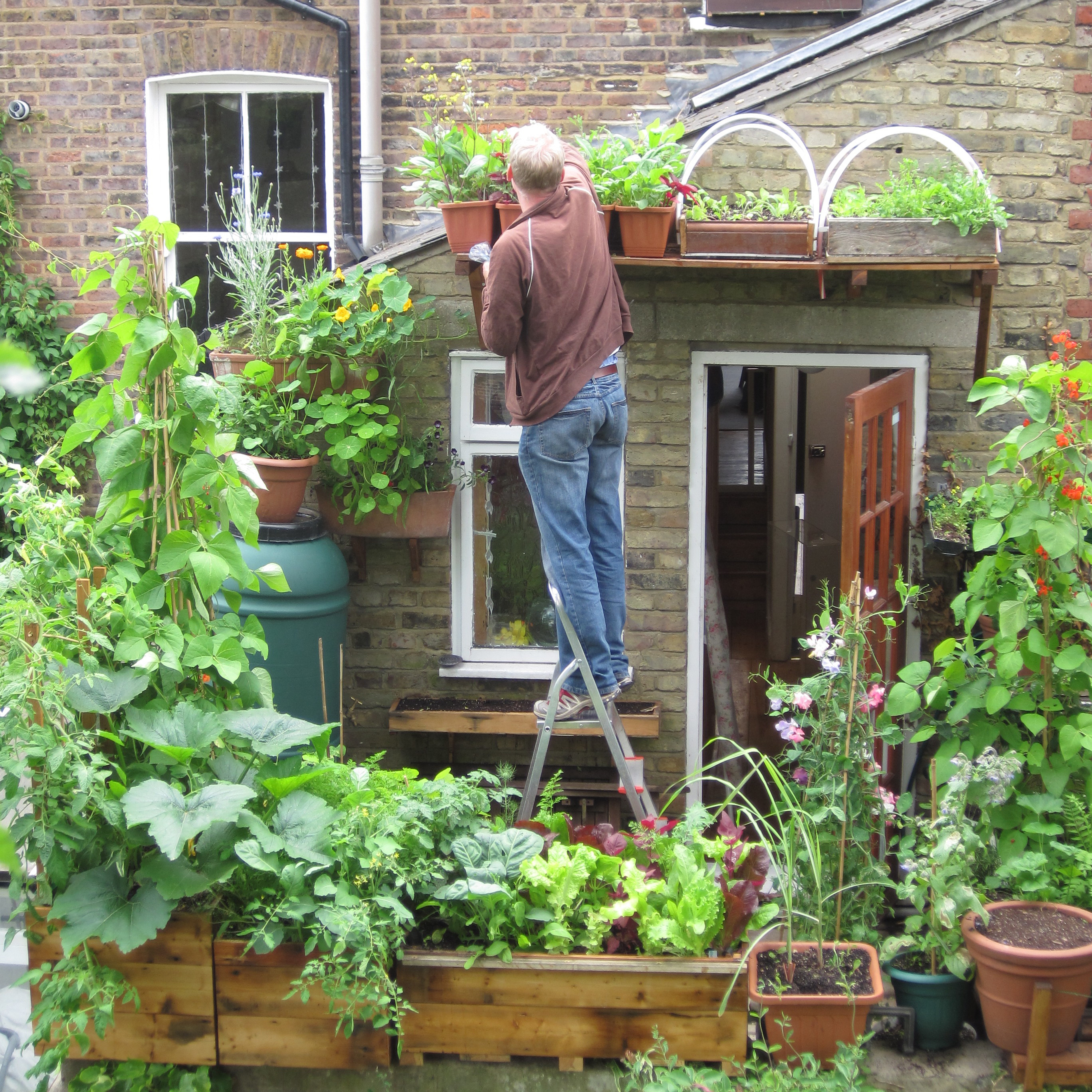 Mark Ridsdill Smith makes the most of vertical space (Sarah Cuttle/PA)