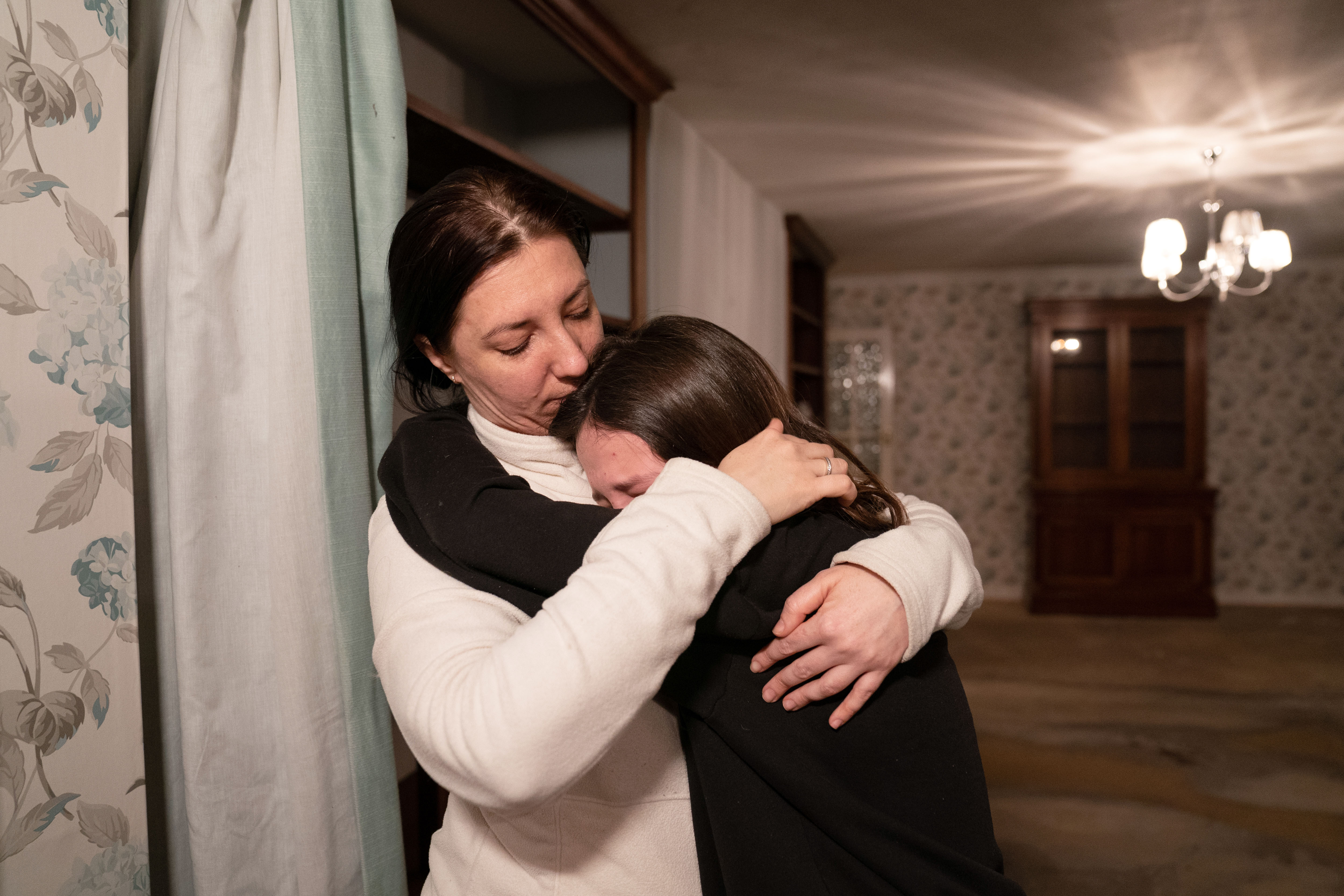 Valeriia Starkova and her daughter Kamila, who fled their home in Kharkiv in the Ukraine with their family following the Russian invasion. (Joe Giddens/ PA)