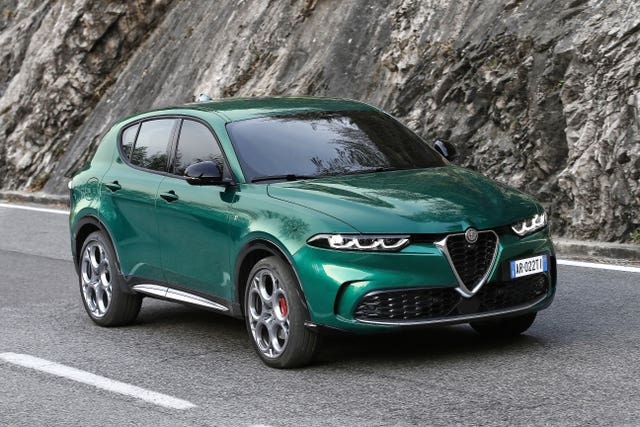 First Drive: The Alfa Romeo Tonale arrives with big ambitions | Express ...