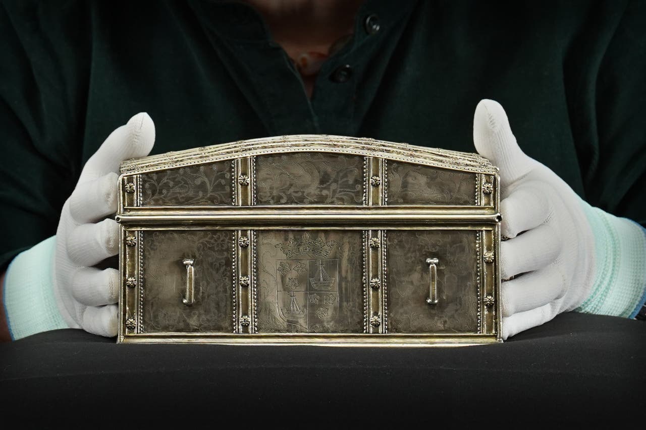 Silver casket Mary, Queen of Scots was thought to own acquired for
