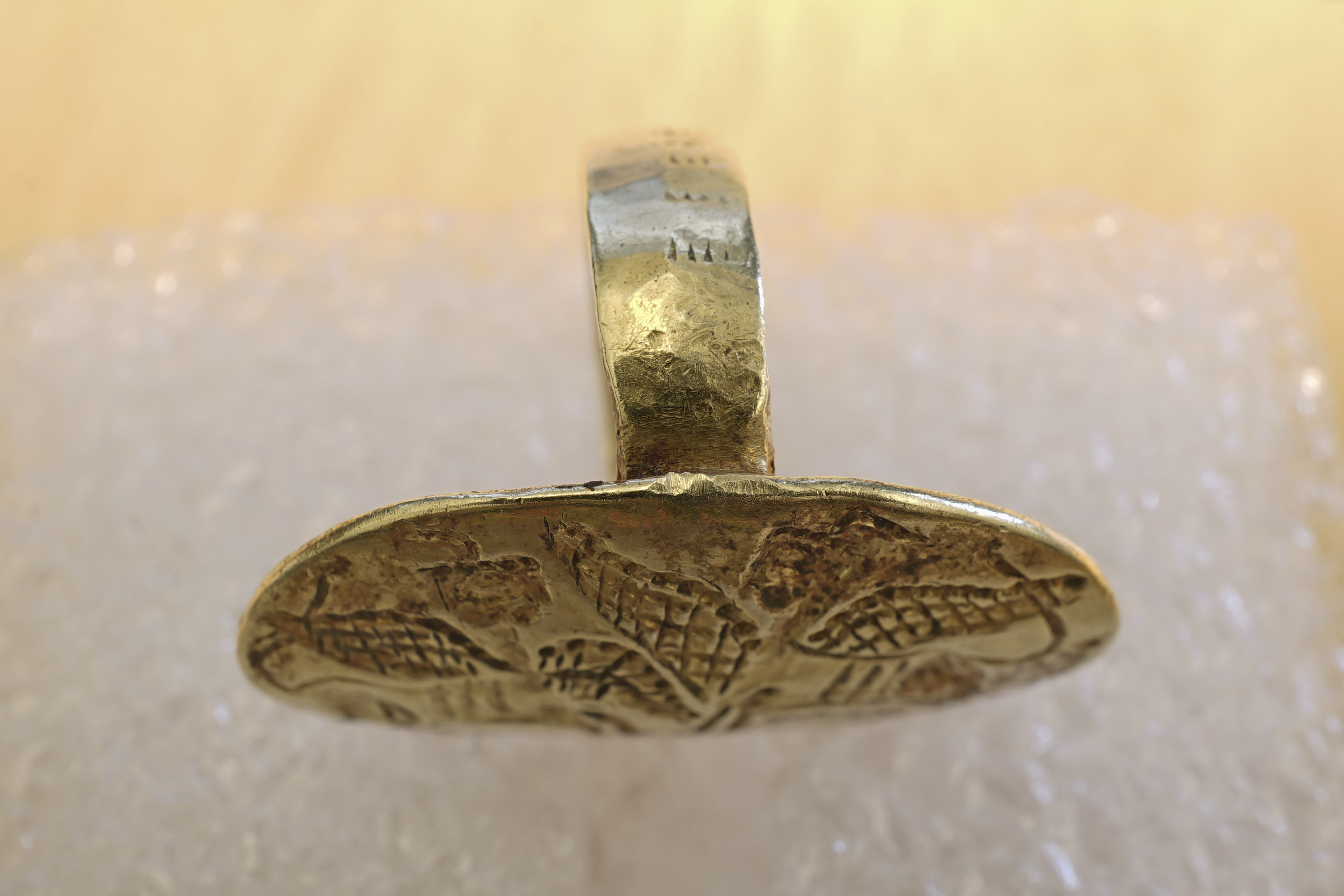The gold Mycenaean-era ring