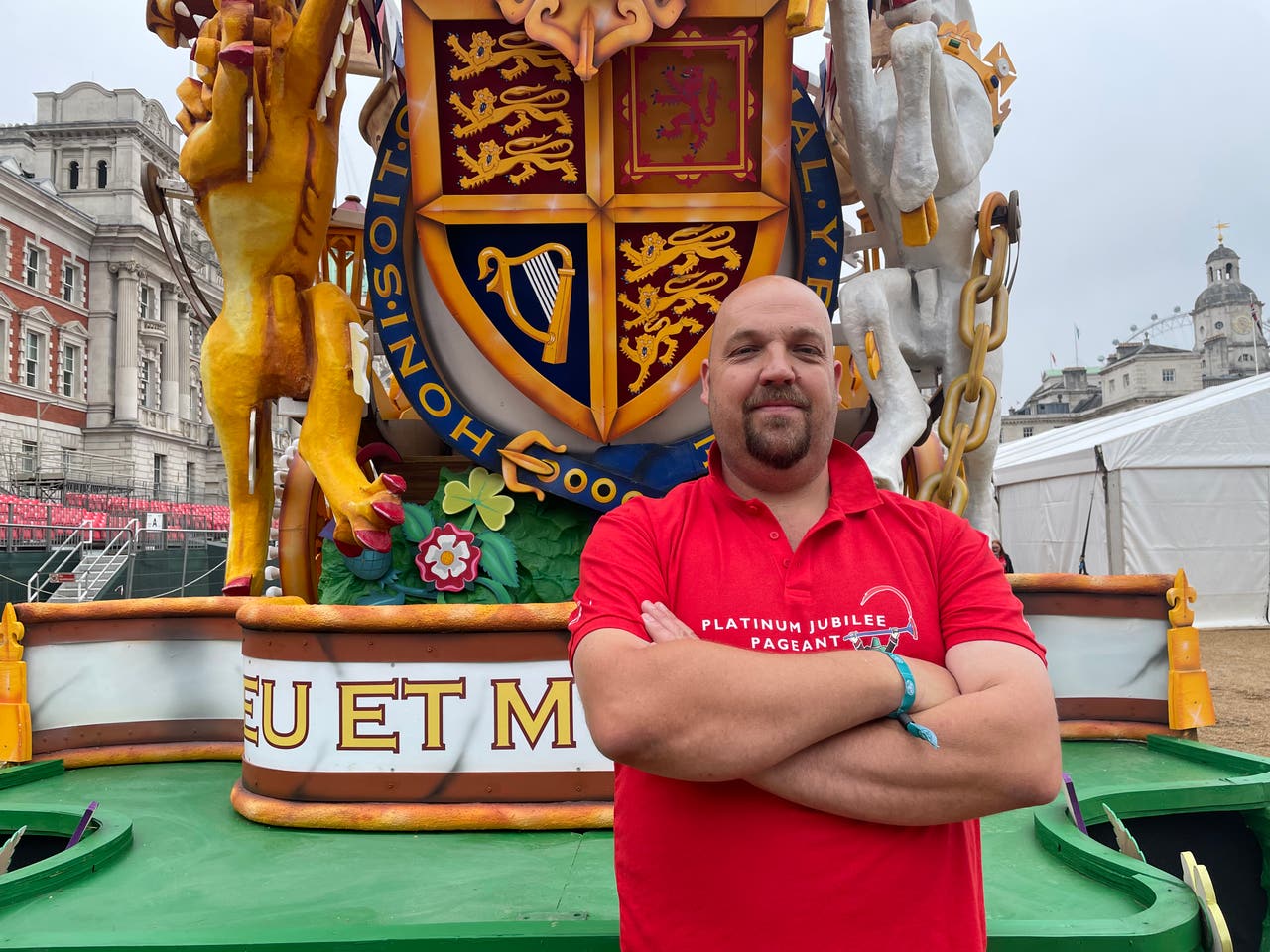 Rival carnival clubs join together to create float for Platinum Jubilee ...