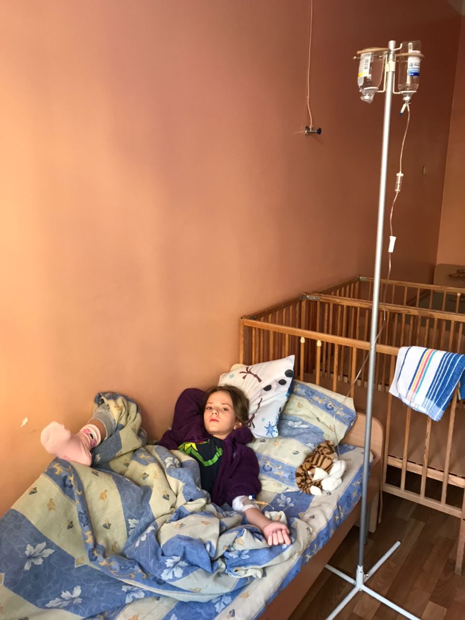 Dasha Makarenko, 10, who has type one diabetes, urgently needed medication after her family fled their home in Chernihiv, northern Ukraine.