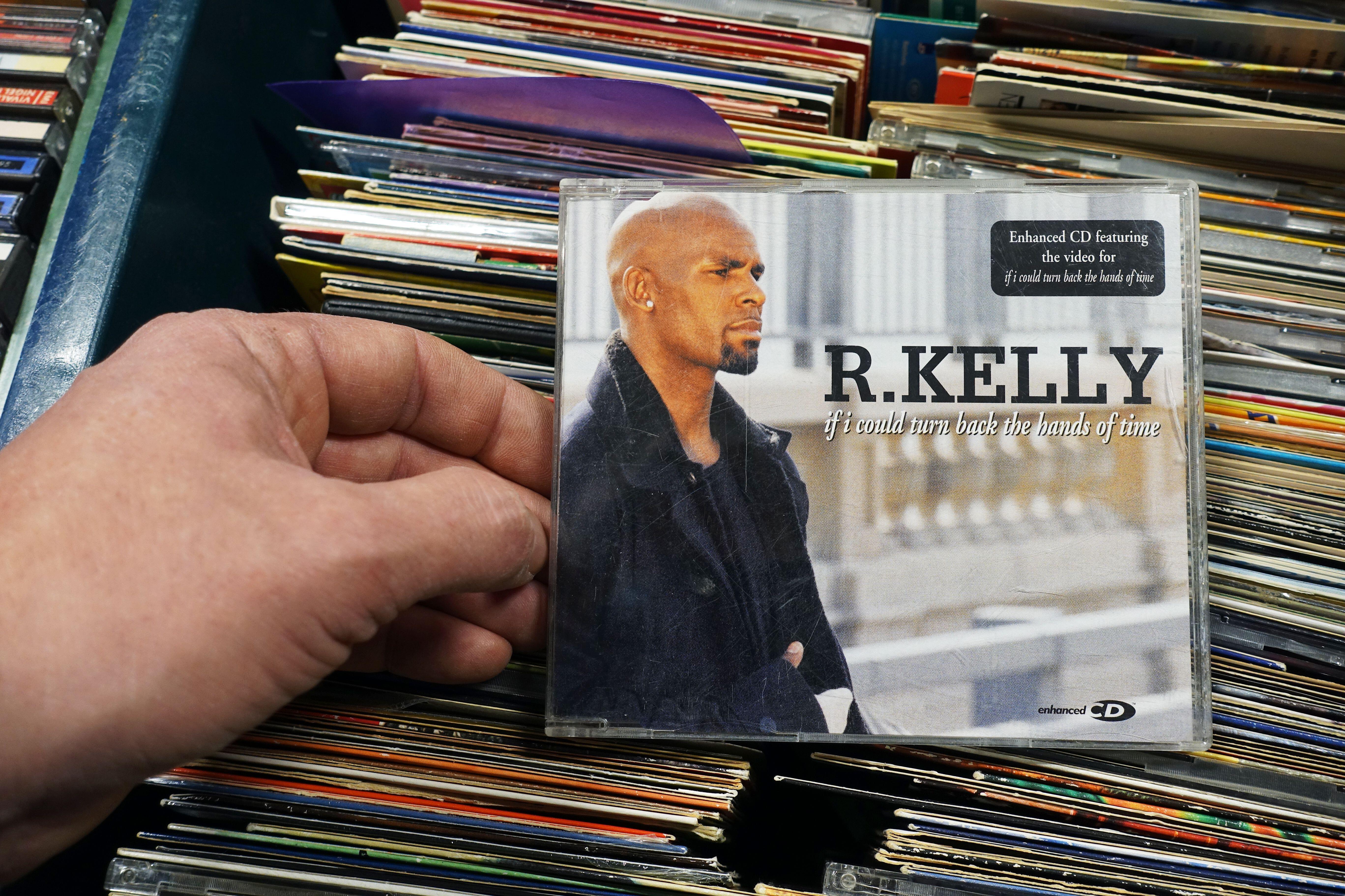 R Kelly CD