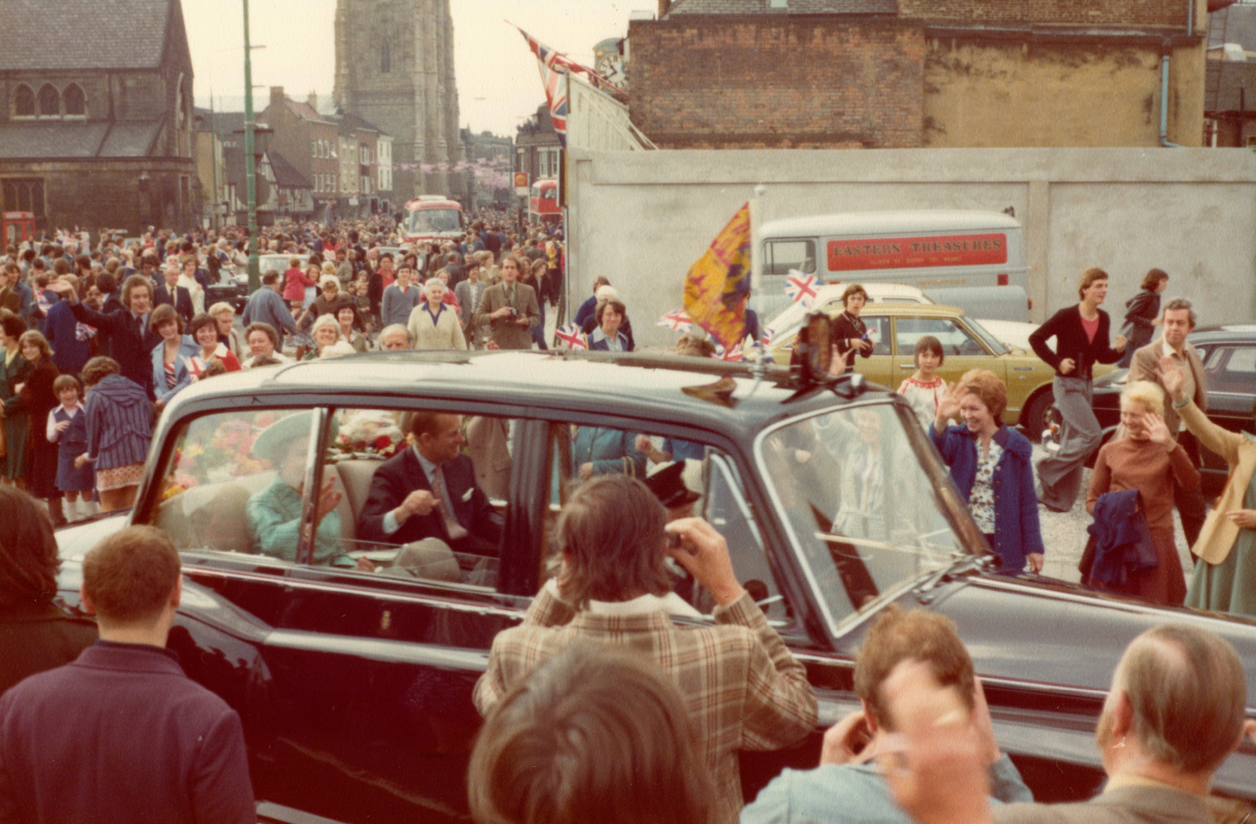 The Queen and Philip in Derby 1977 
