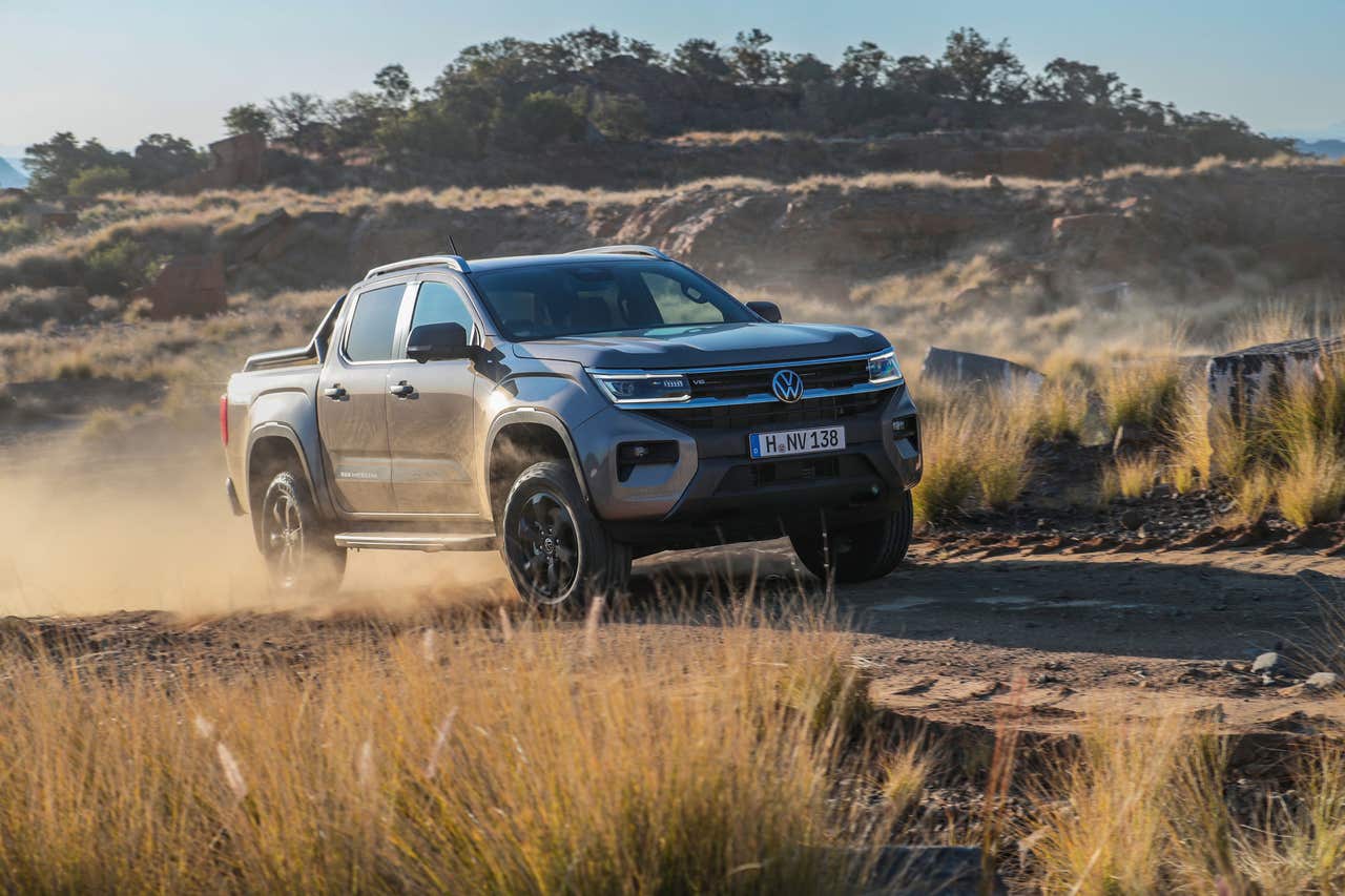 New Volkswagen Amarok revealed in full