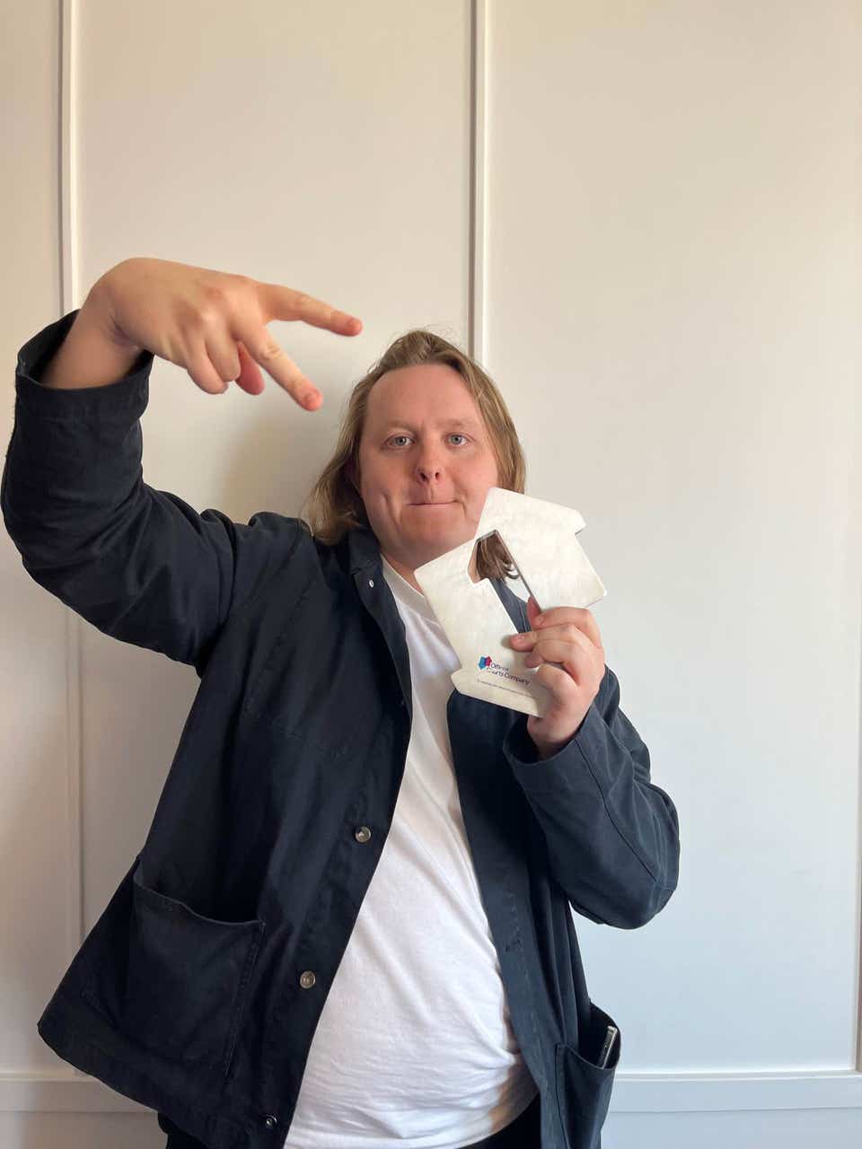 Robbie Williams solo artist with most UK number one albums