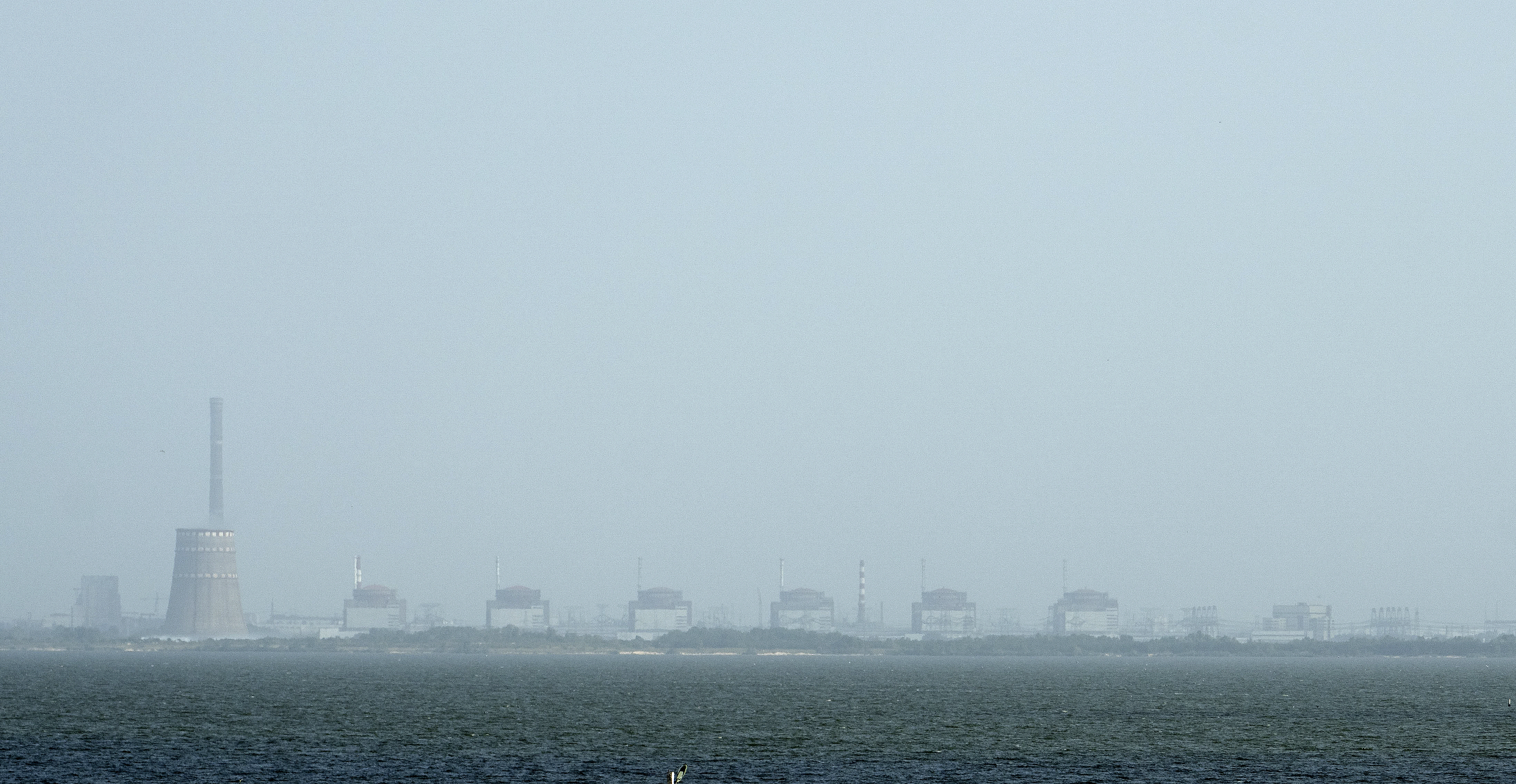 The Zaporizhzhya nuclear plant and the Dnipro river