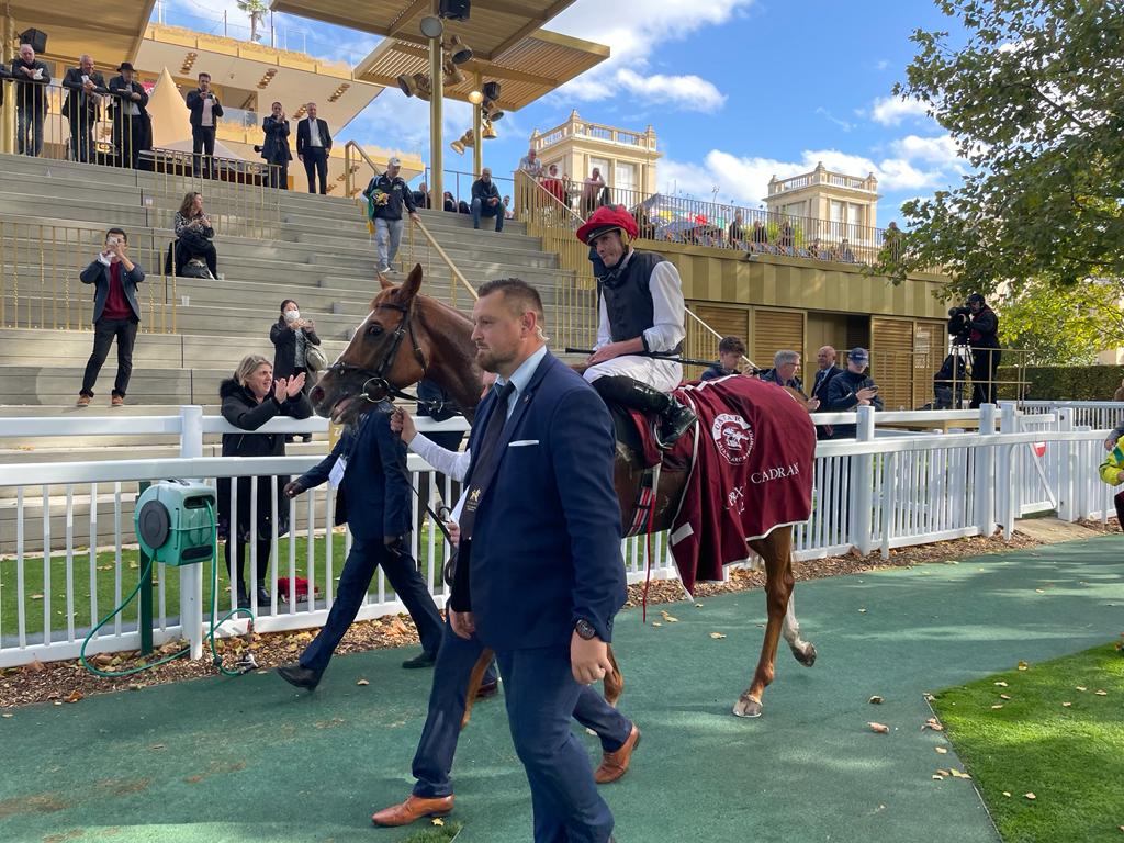 Kyprios returns to the ParisLongchamp winner's enclosure