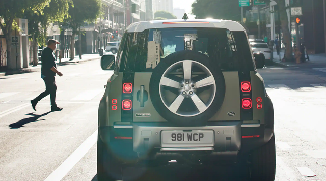 Land Rover’s Defender can now be equipped with ballistic and blast ...