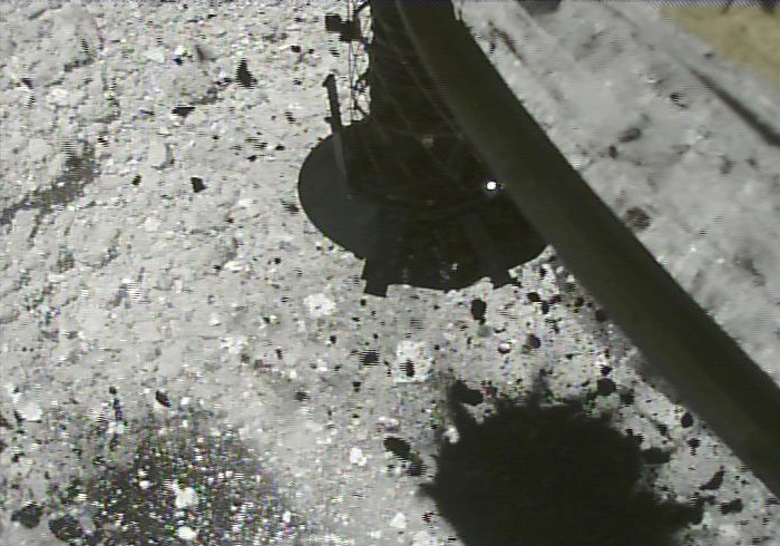 Japanese spacecraft Hayabusa2 approaching Ryugu