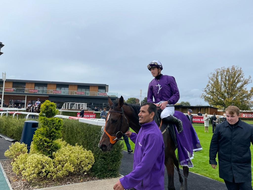 Magical Sunset struck Listed gold at Newbury